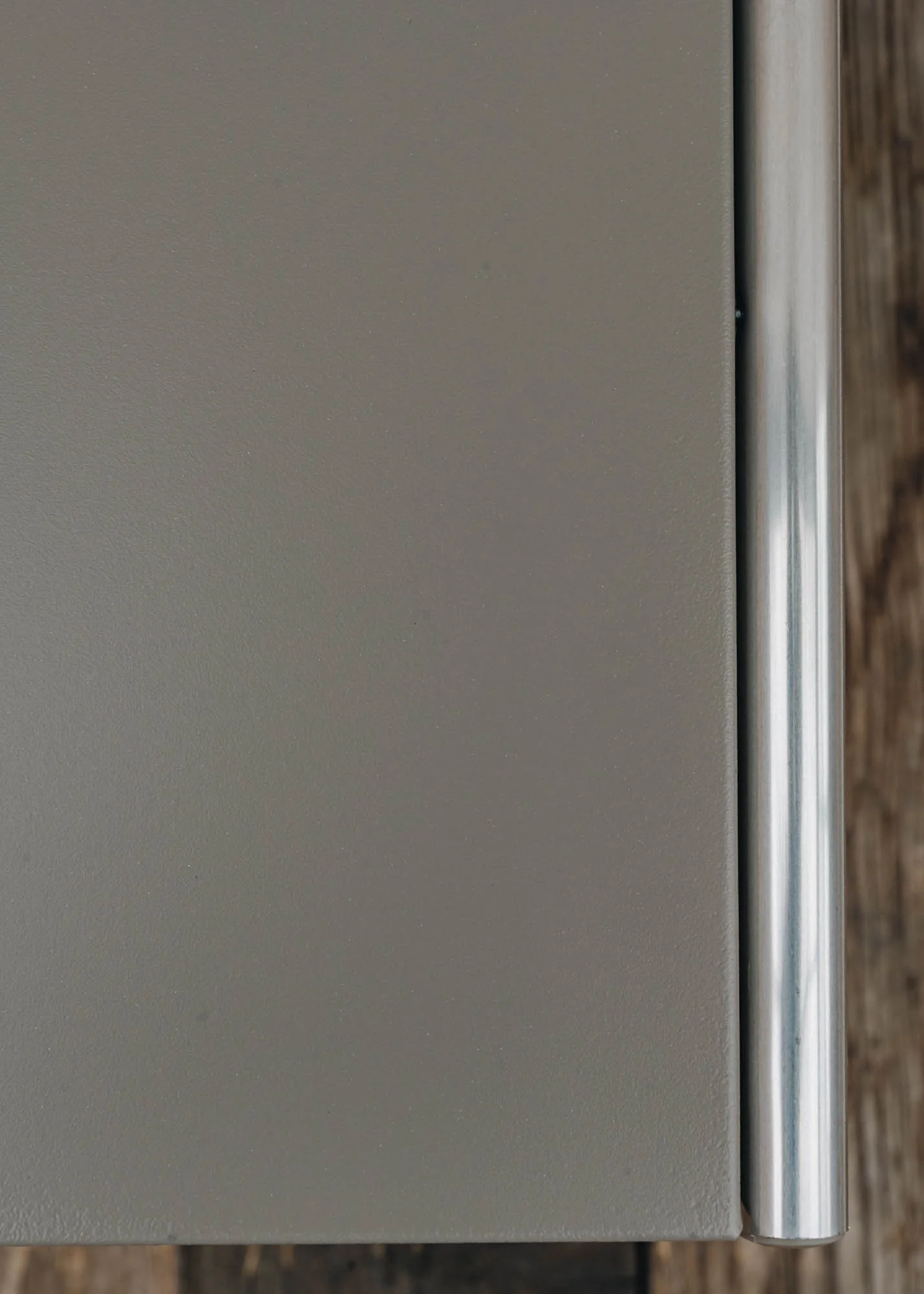 Aluminium Club Table - Image 3