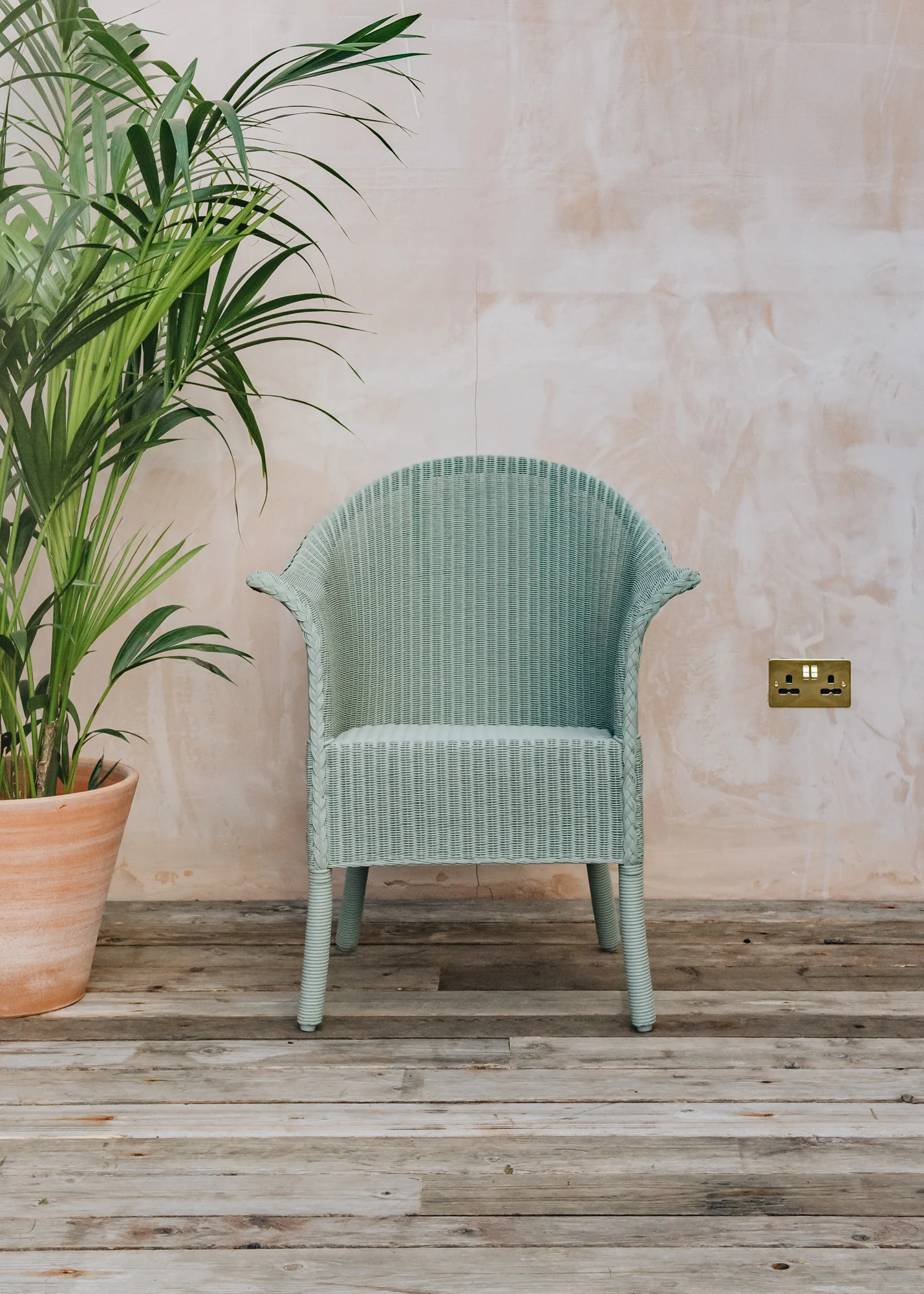Classic Armchair in Hampton Green - Image 2