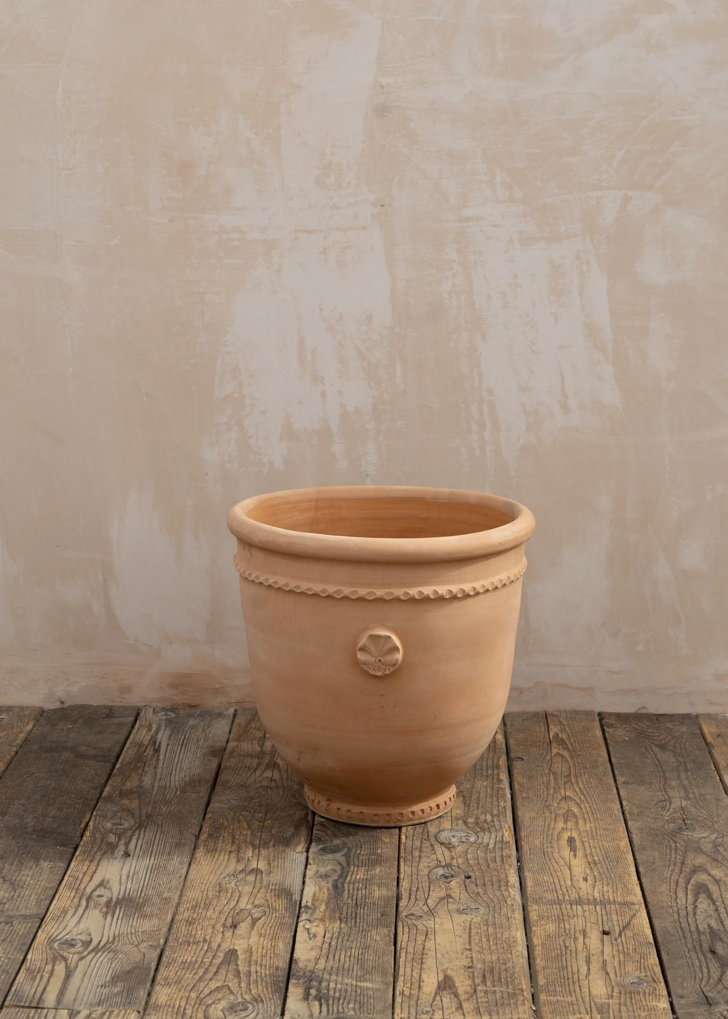 Small Coquille Pot