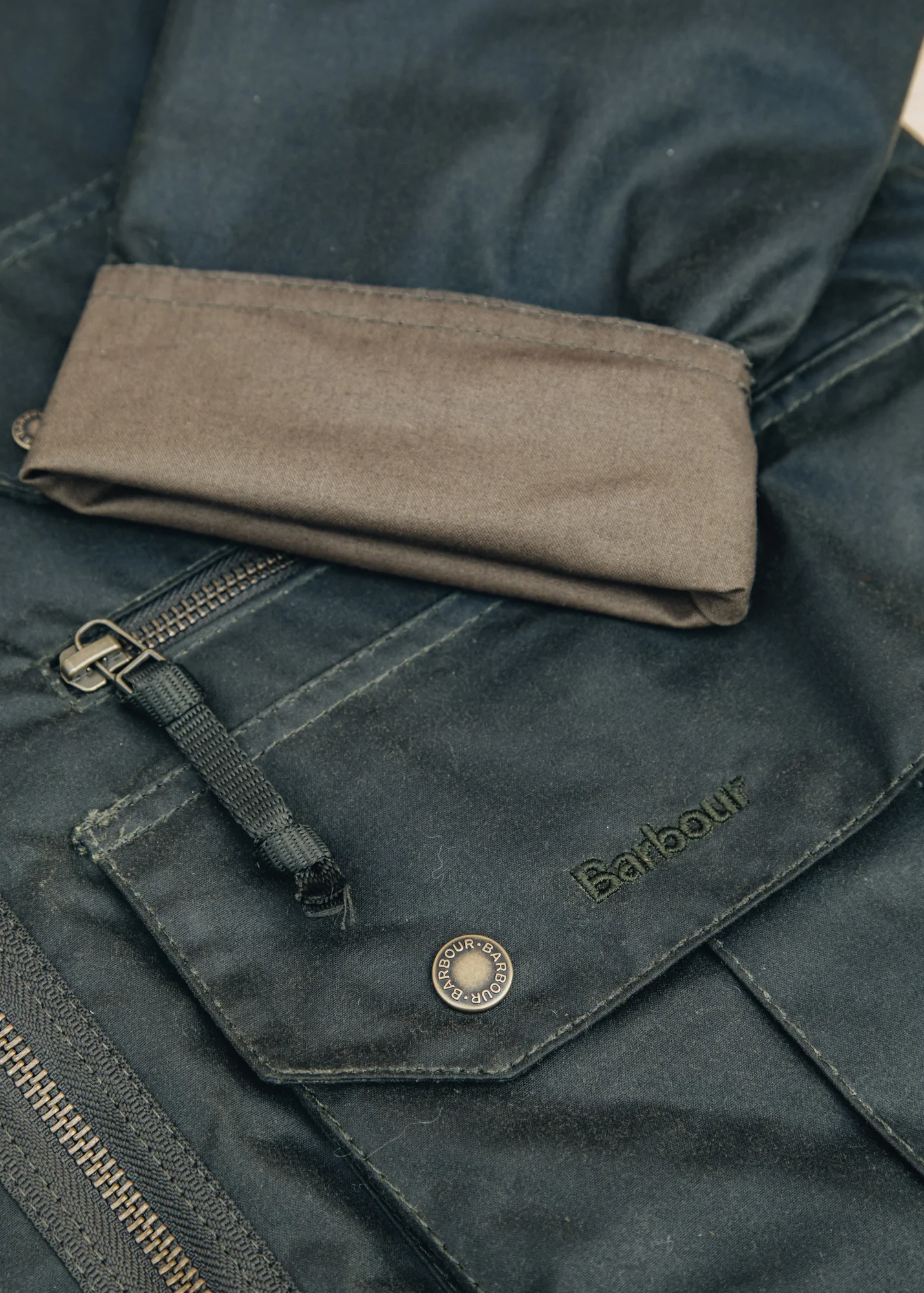 Re-Engineered Blackett Spey Waxed Jacket in Archive Olive - Image 3