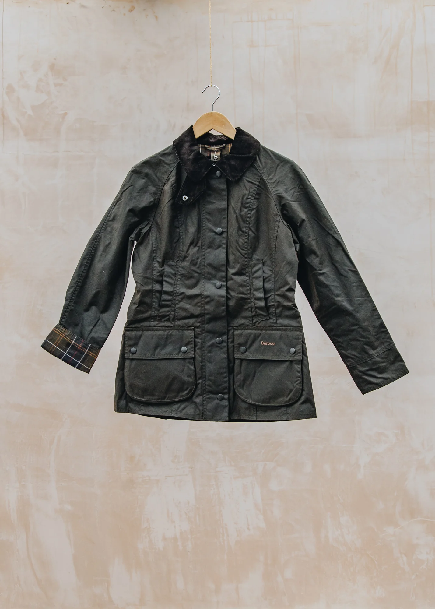 Classic Beadnell Wax Jacket in Olive