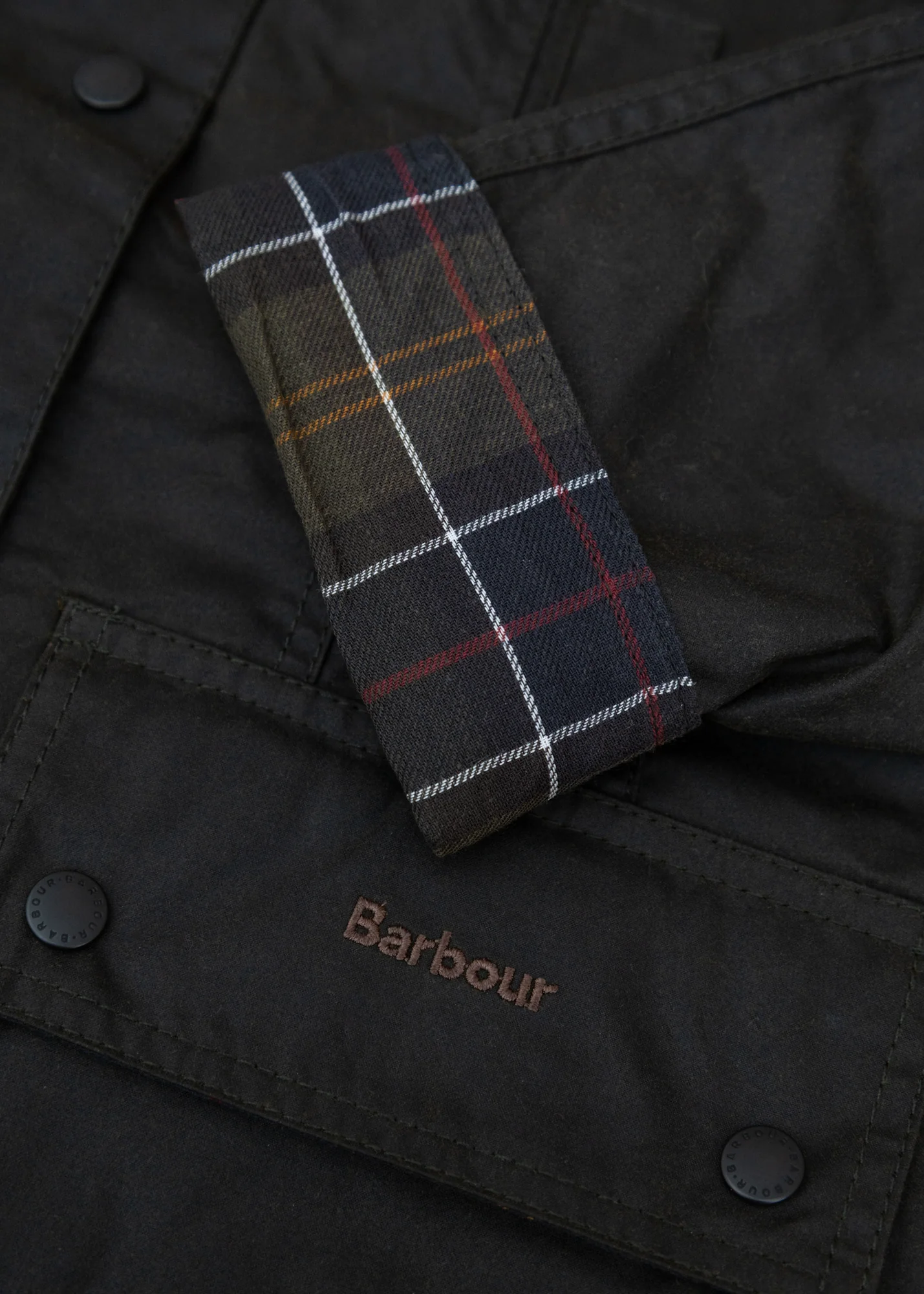 Classic Beadnell Wax Jacket in Olive - Image 3