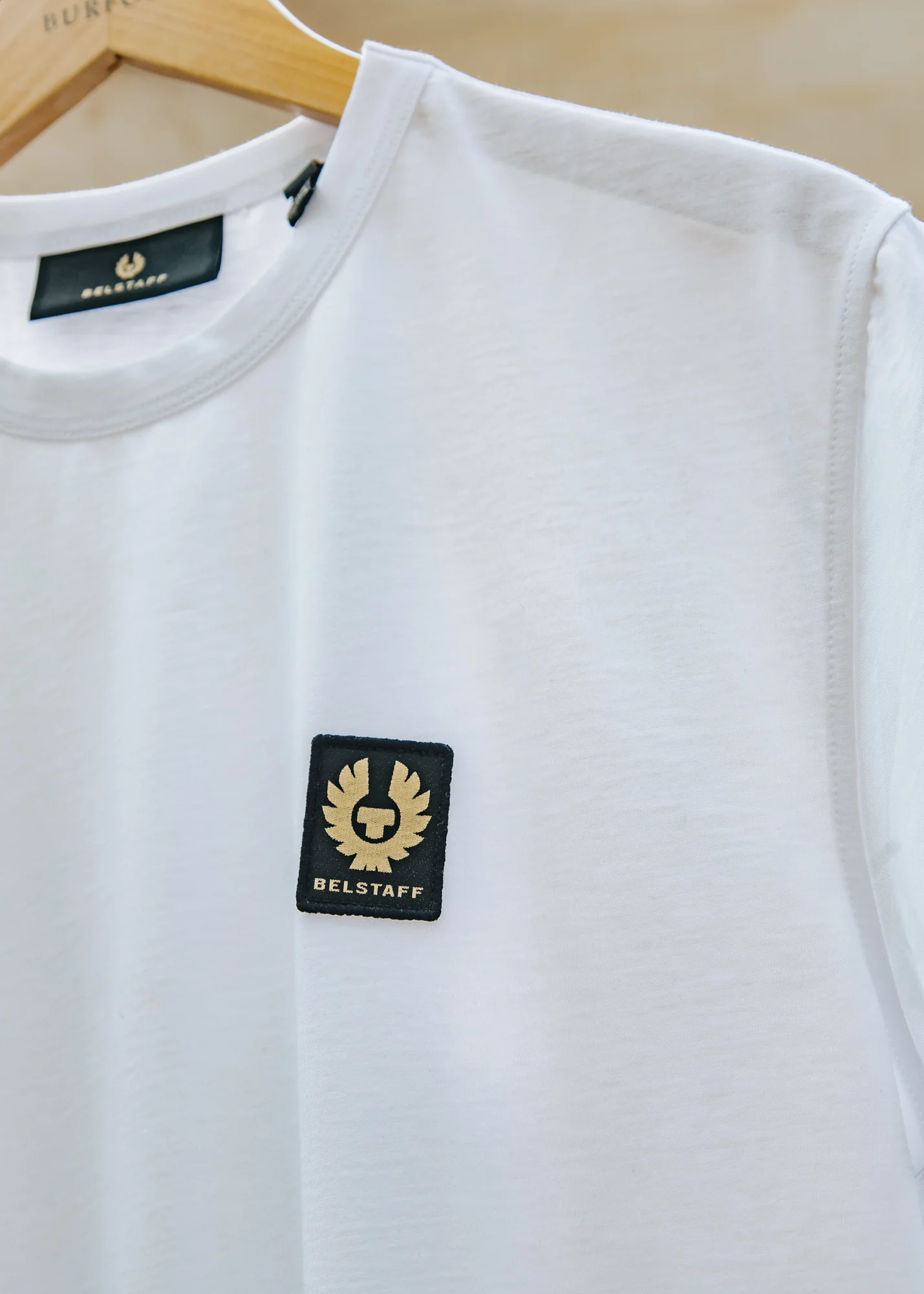 T-Shirt in White - Image 3