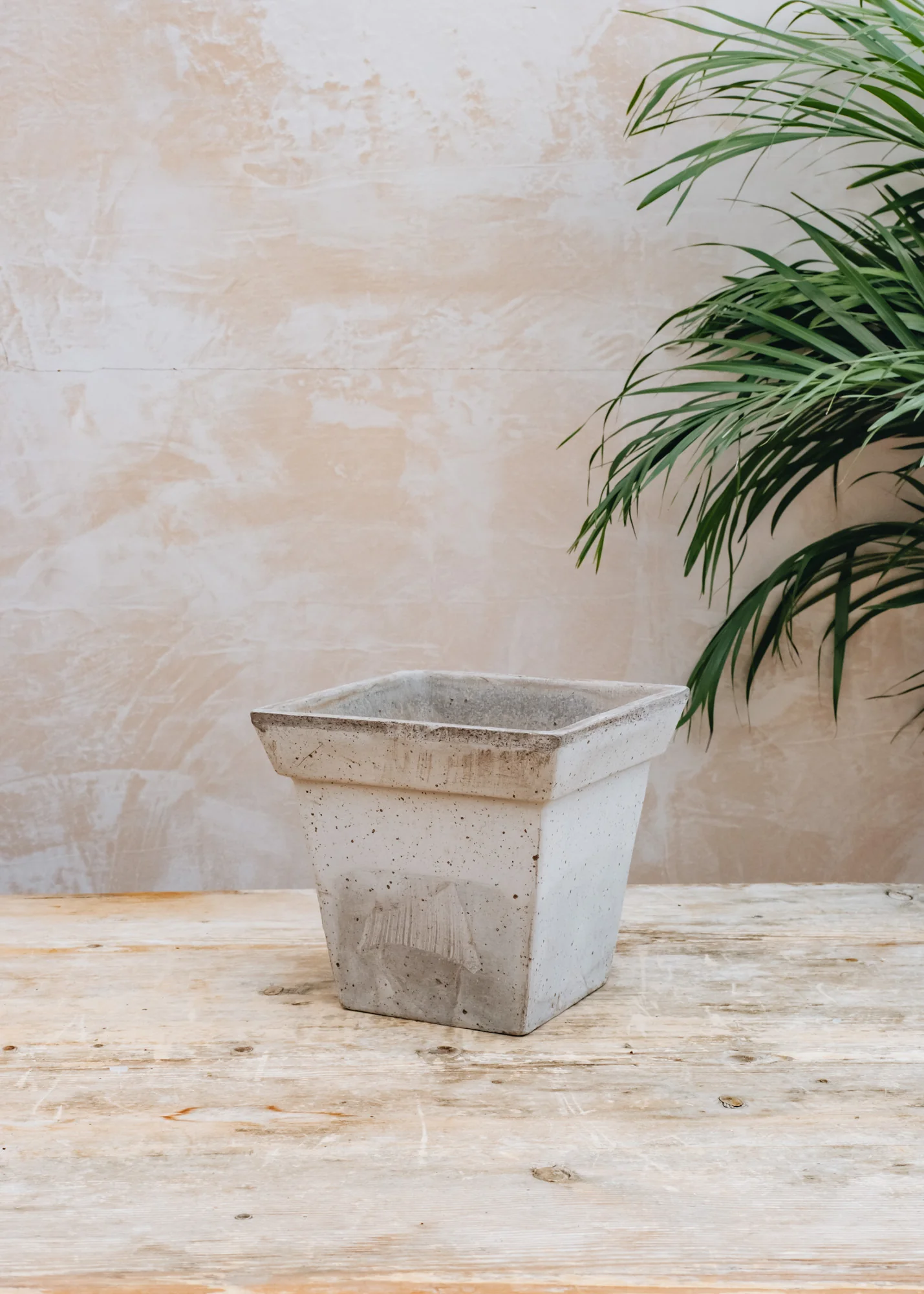 Grey Gaia Pots - Image 2