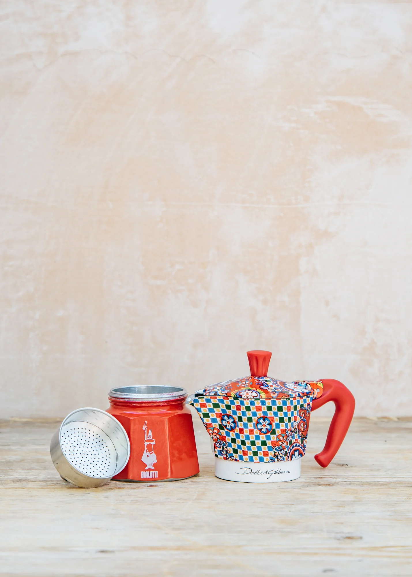 Dolce and Gabbana Sicilian Cart Moka Express Red, three cup - Image 3