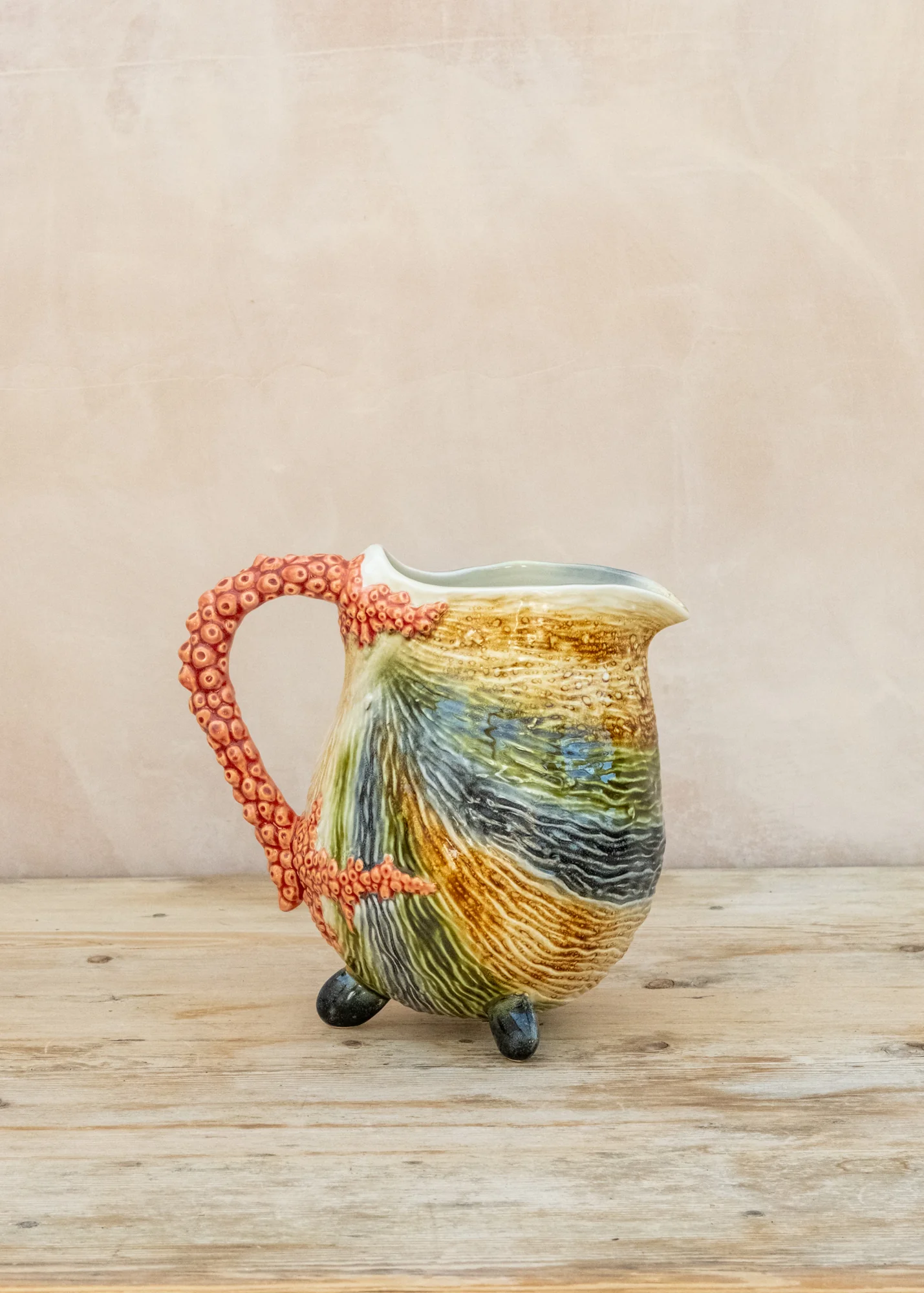 Oyster Pitcher