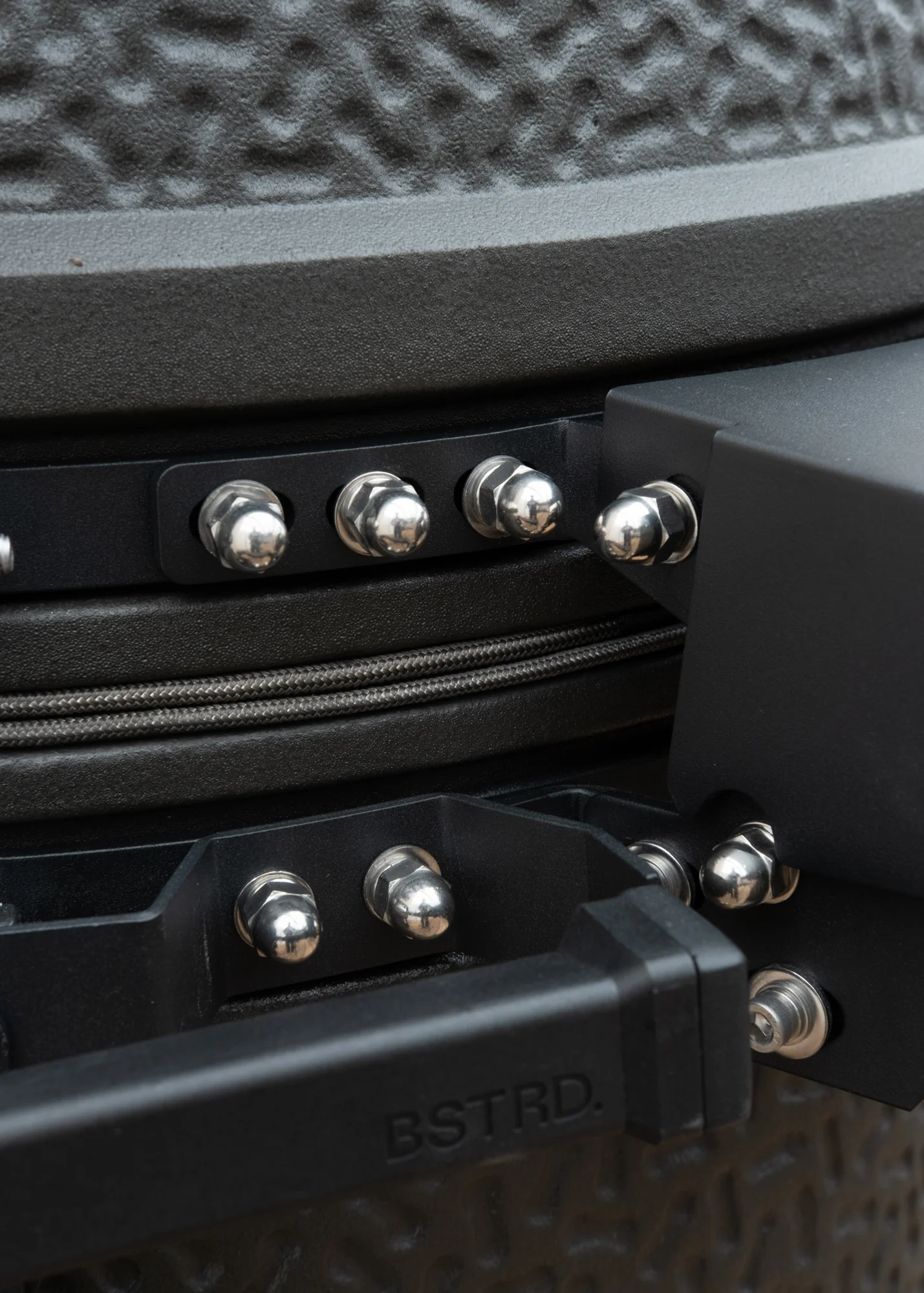 Pro Large Complete Barbecue in Graphite - Image 6
