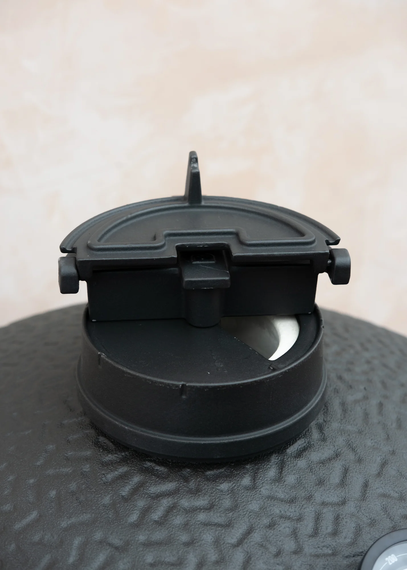 Pro Large Complete Barbecue in Graphite - Image 9