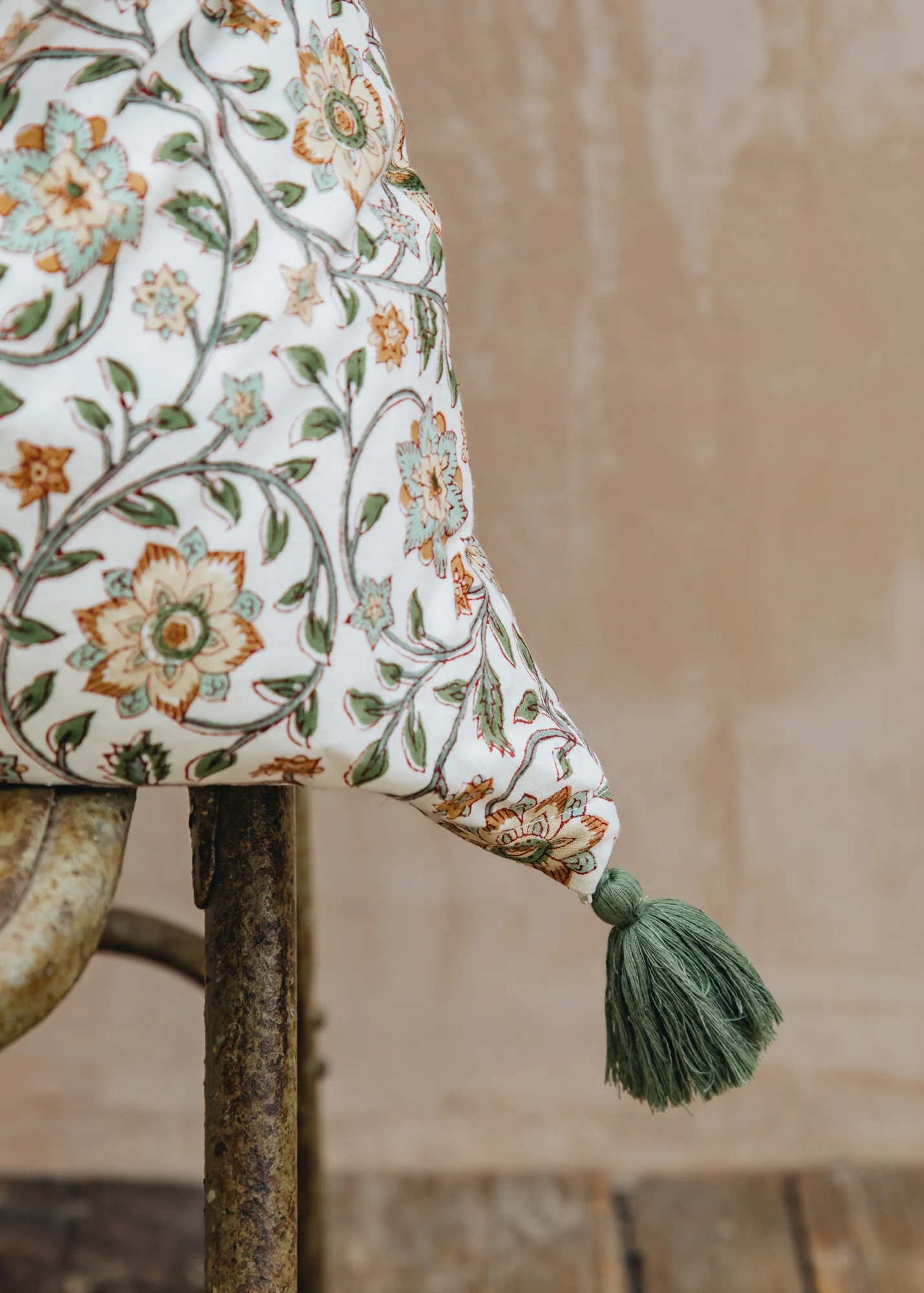 Roja Basil Cushion - Image 3