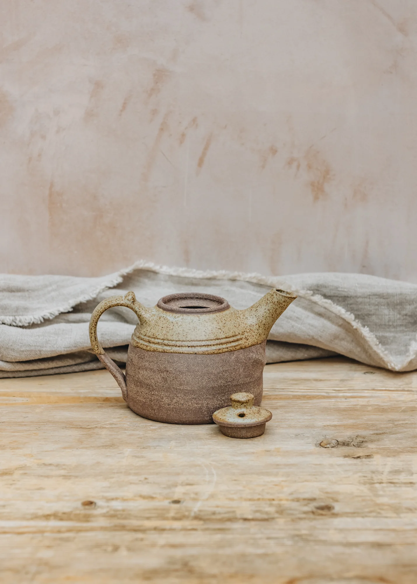 Stoneware Two Cup Domed Teapot - Image 2