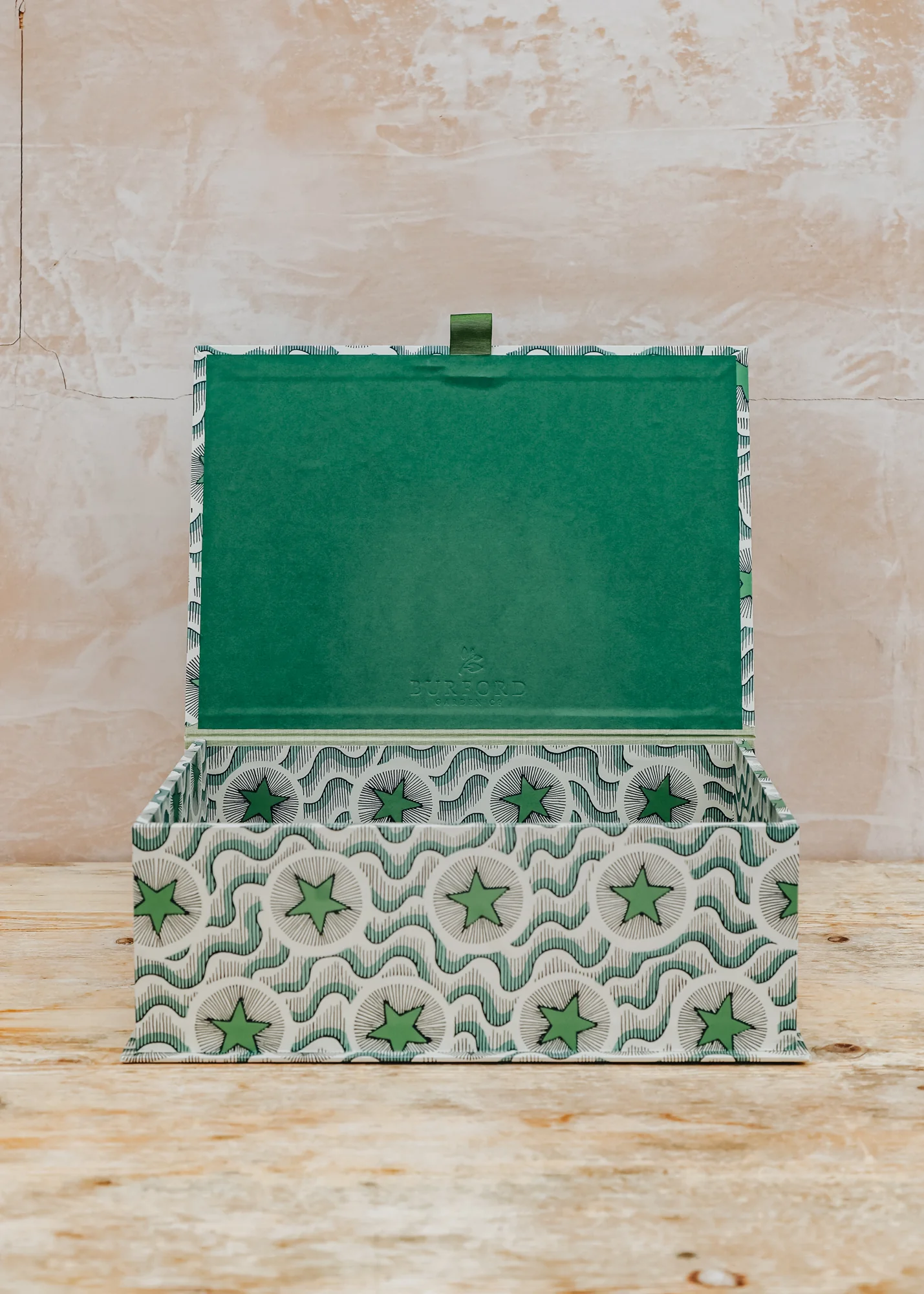 A4 Keepsake Box in Green Star - Image 2