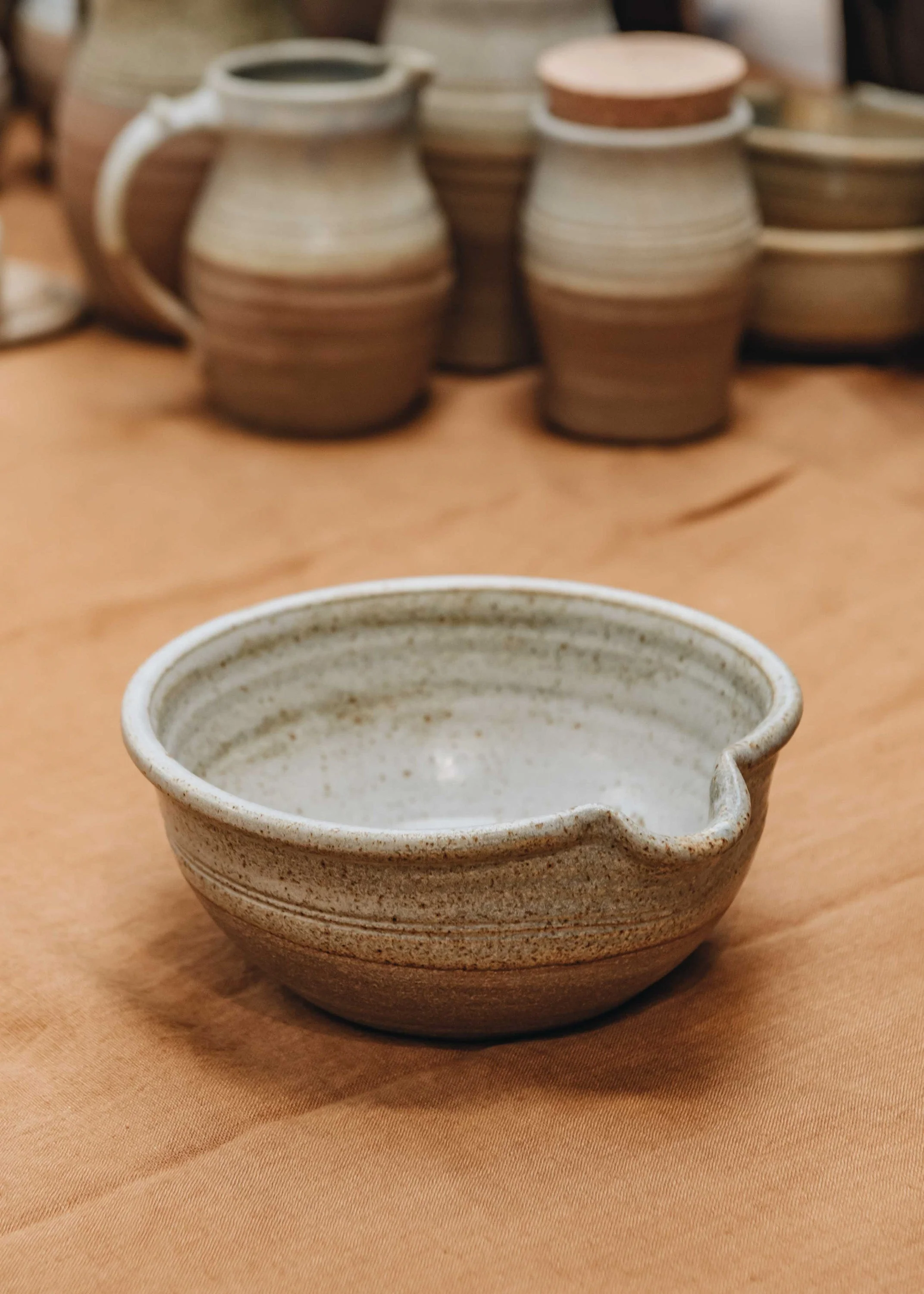 Stoneware Pouring Bowl - Image 4