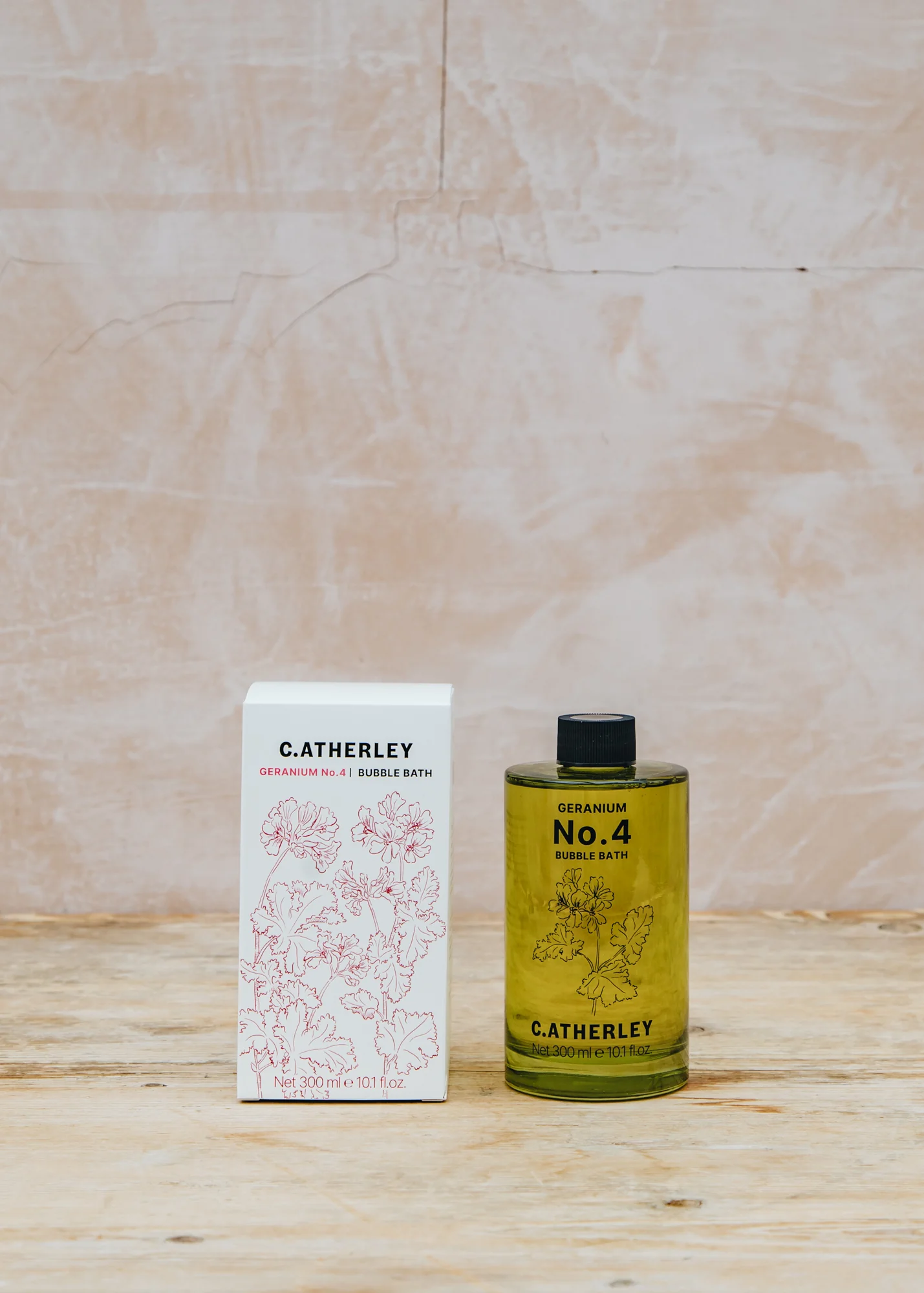 Geranium No.4 Bubble Bath, 300ml - Image 2