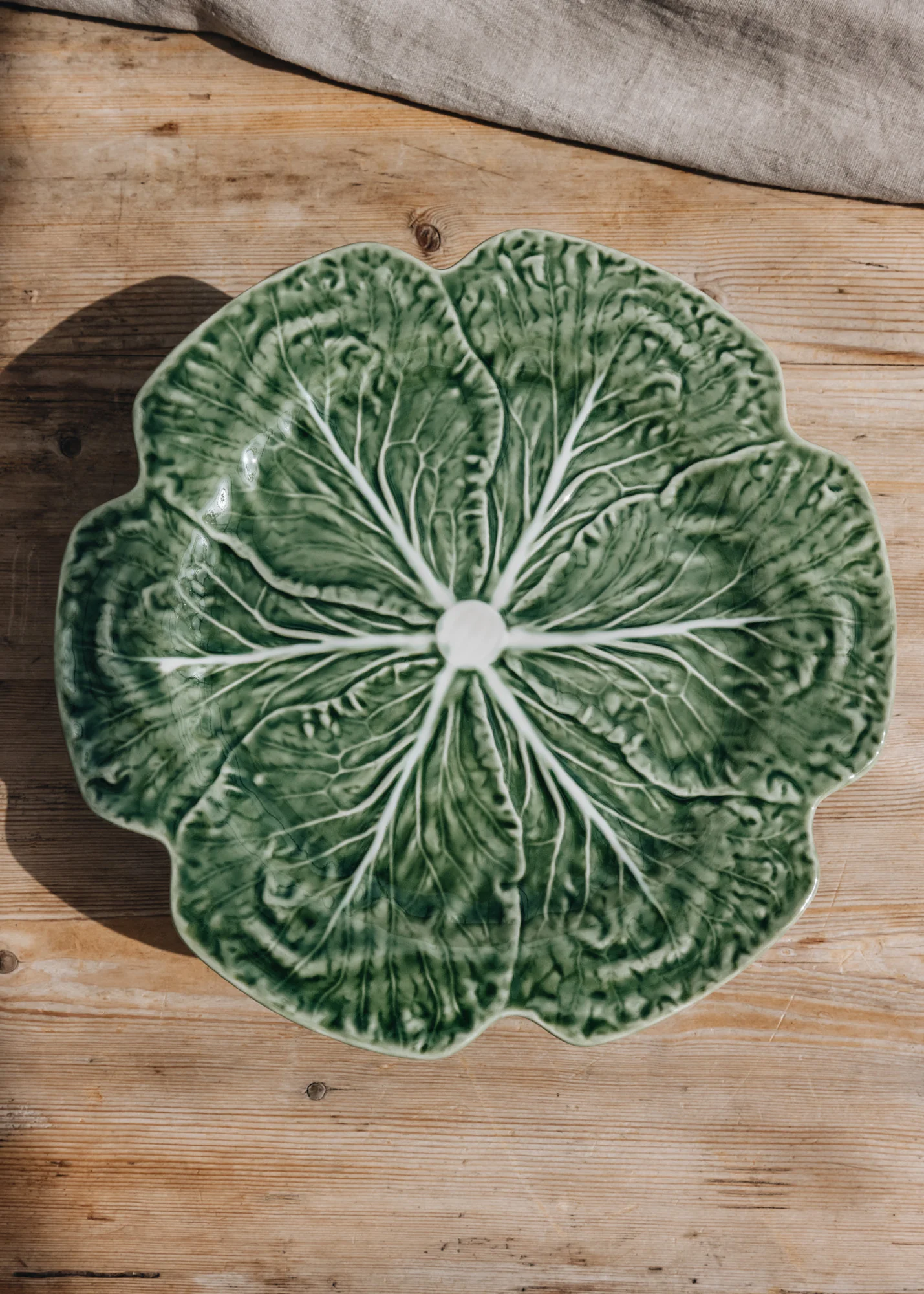 Cabbage Cake Stand (33.5cm) - Image 2