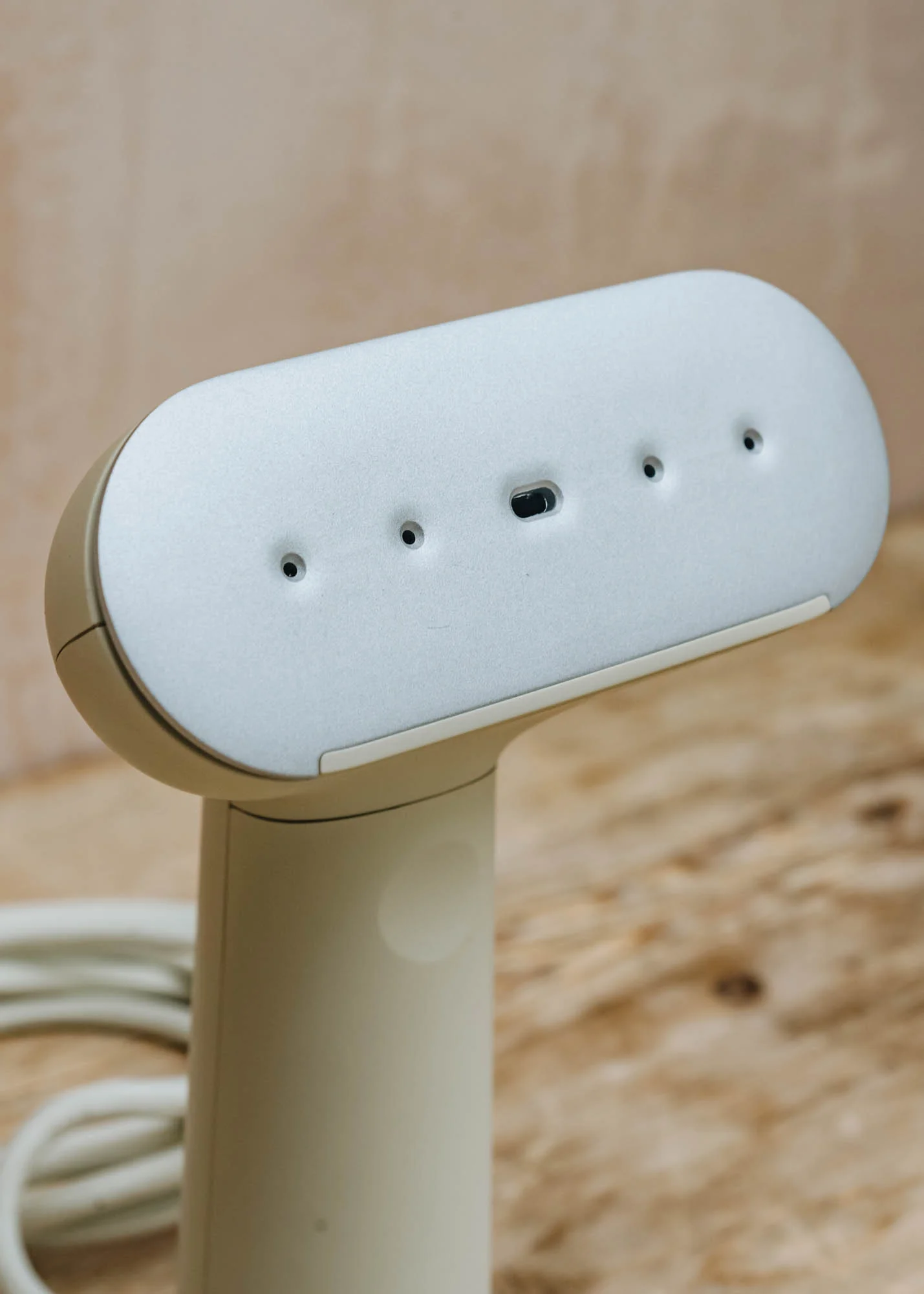 Cirrus No.3 Fabric Steamer in Sand - Image 2
