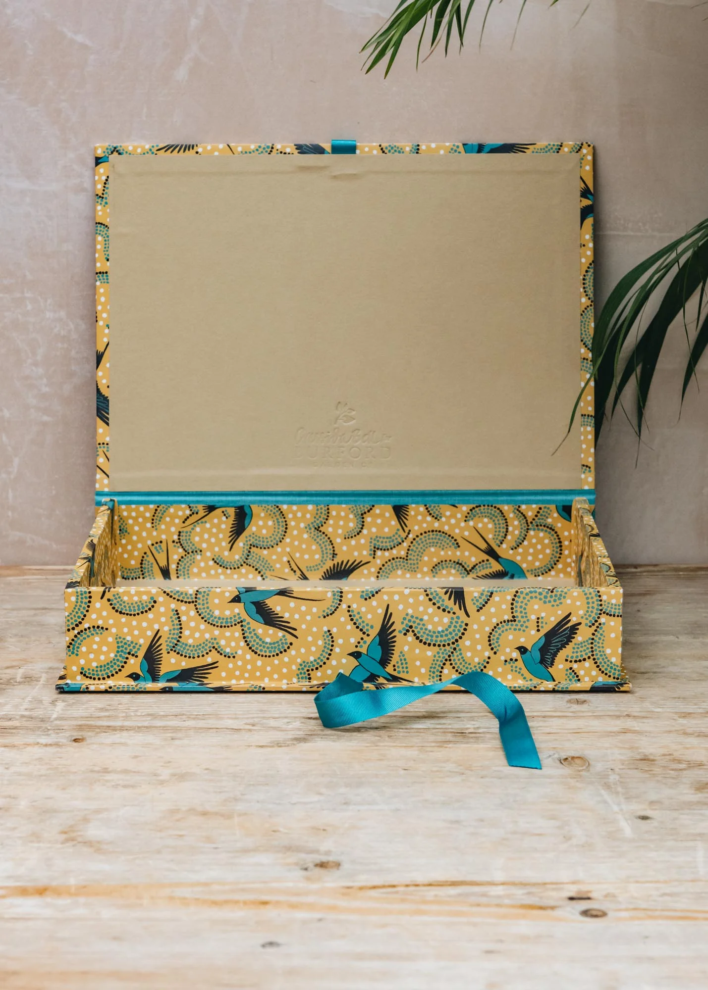A4 Keepsake Box in Bluebirds - Image 2