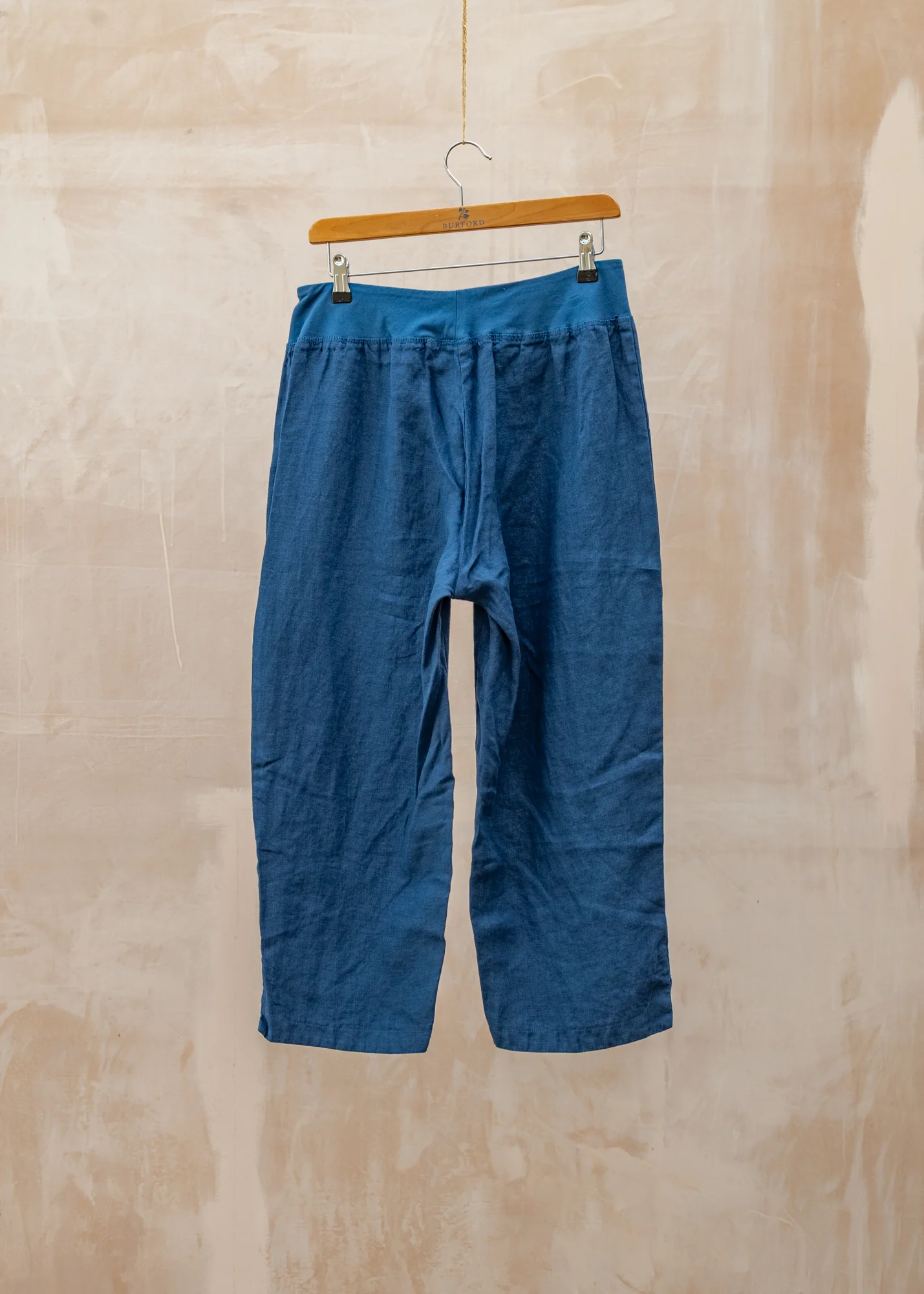 Solid Linen Capri Trousers in Naval - Image 2