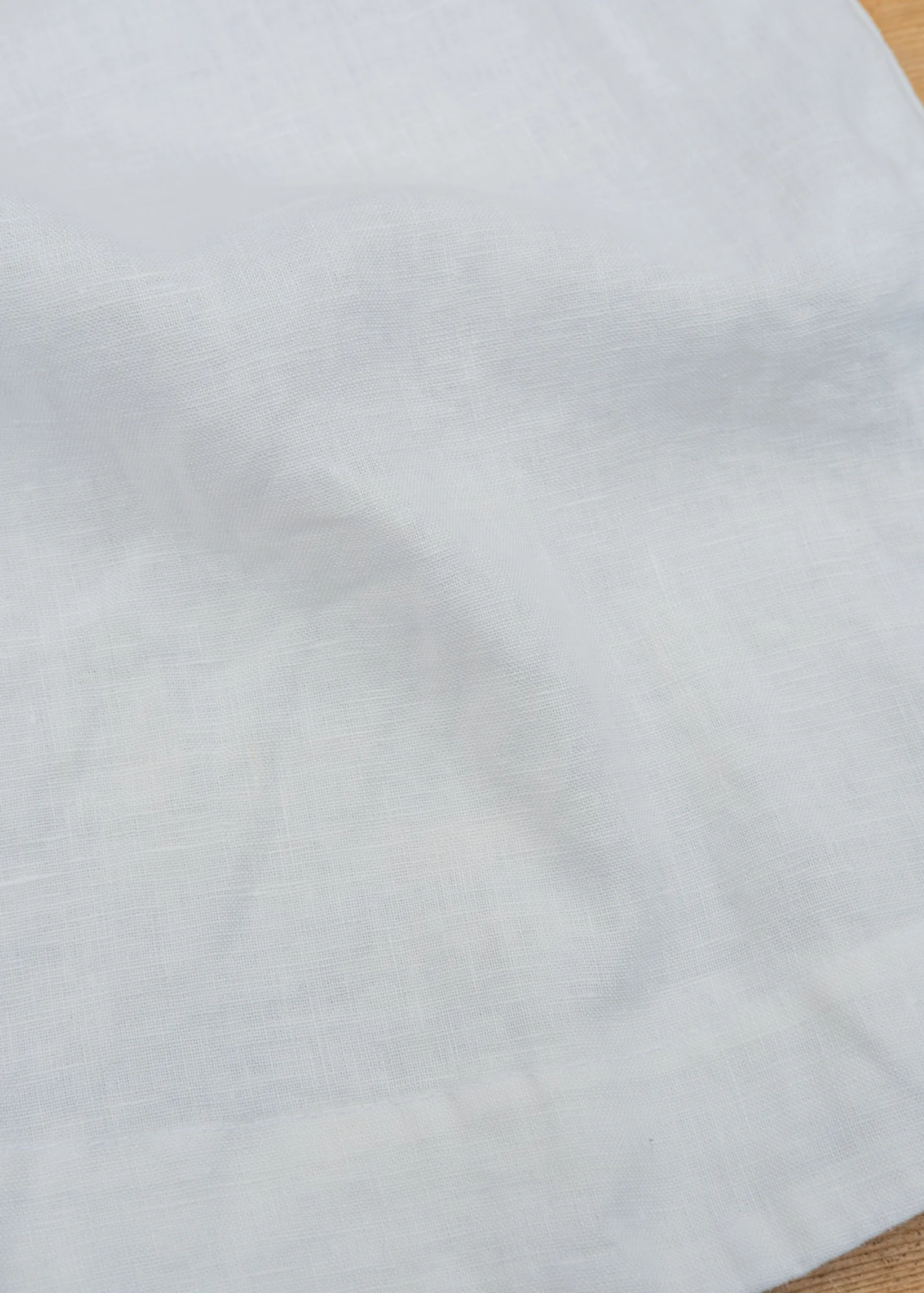 Wide Facing Shell Top in Laundered - Image 3