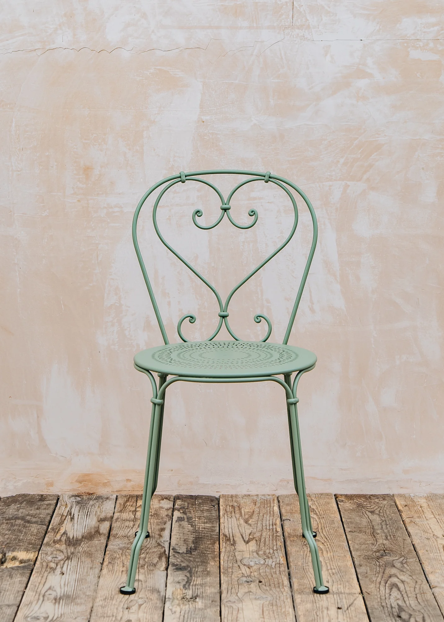 1900 Stacking Chair in Cactus