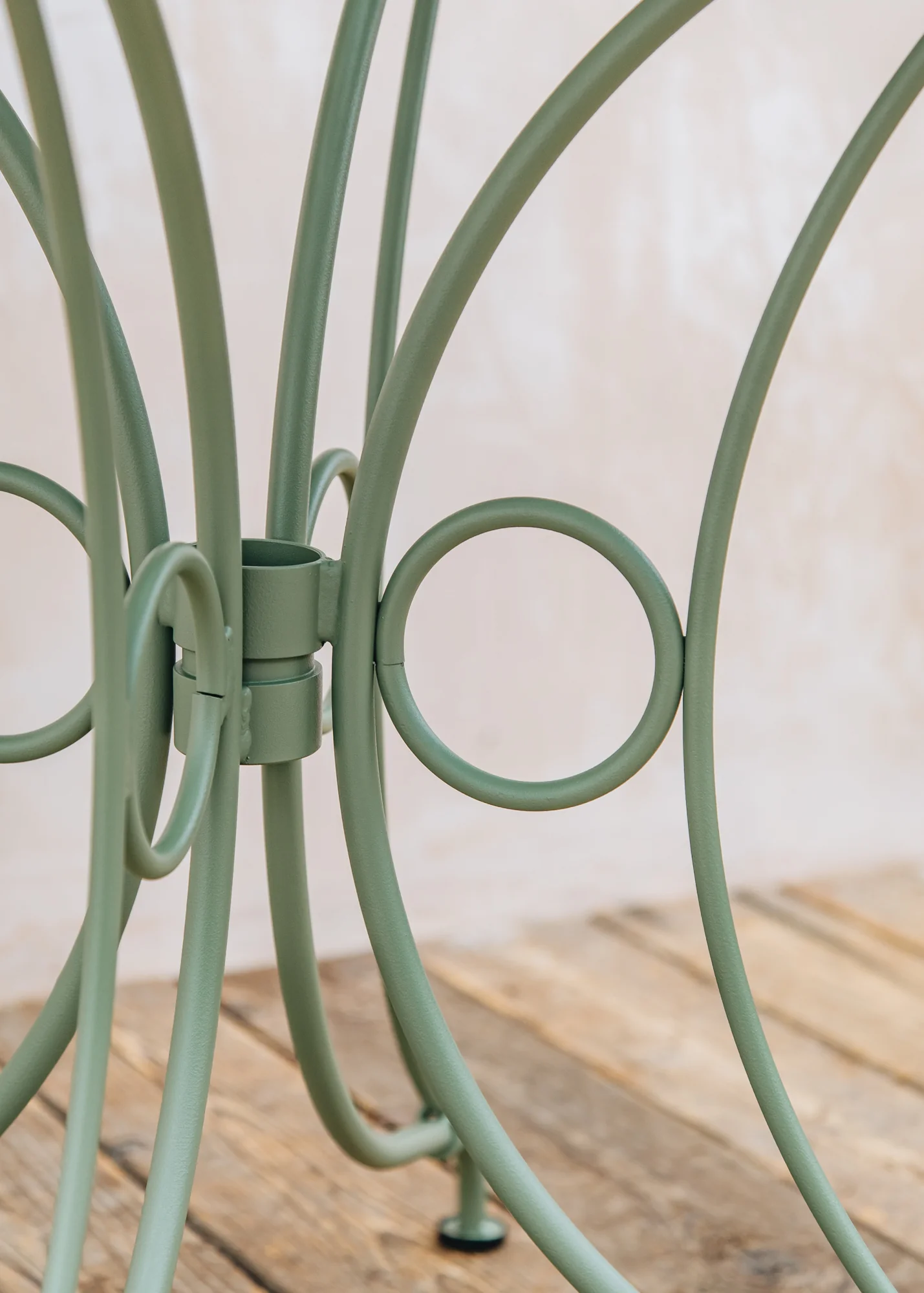 1900 Table D96 in Cactus - Image 3