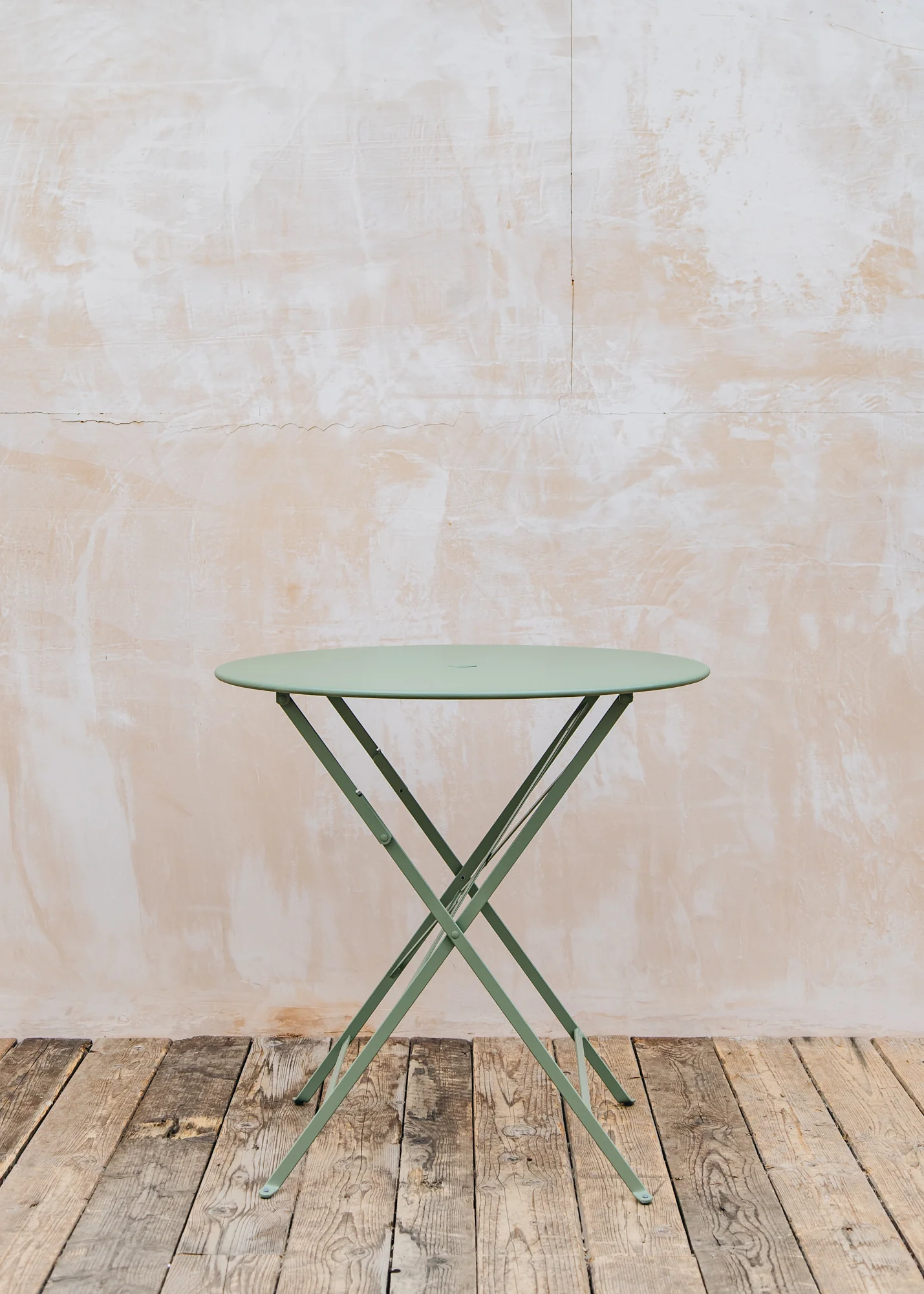 Bistro Folding Table in Cactus