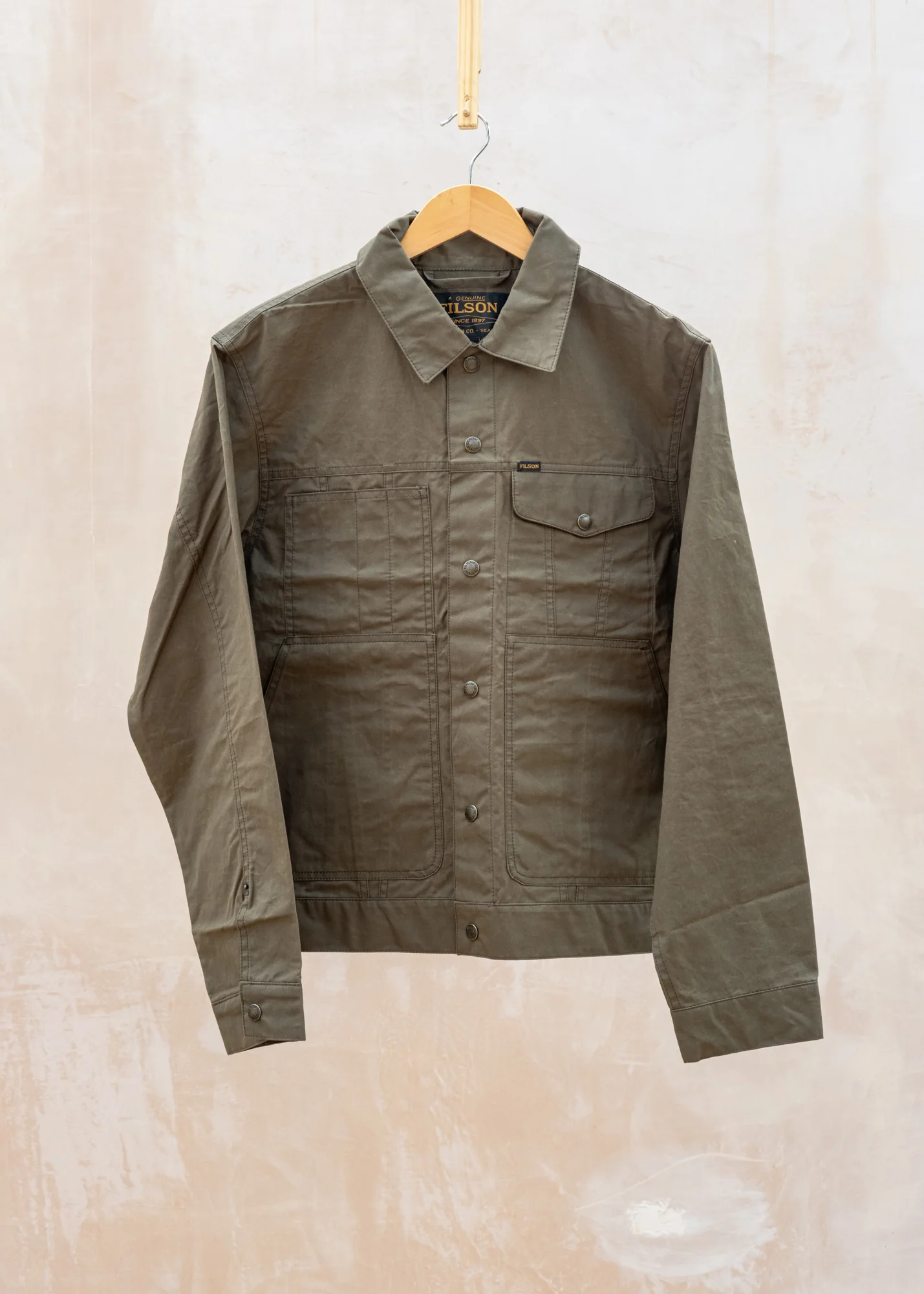 Dry Wax Short Cruiser Jacket in Olive