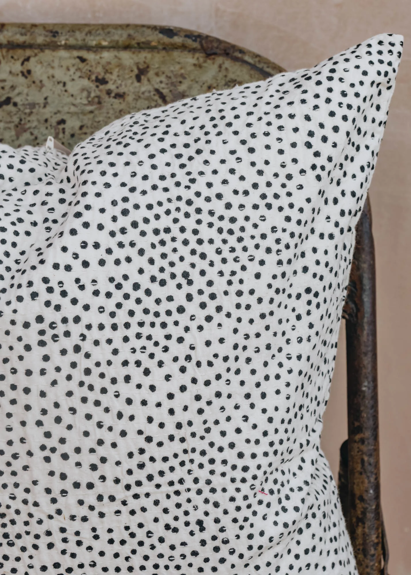 Fleck Cushion in White and Black - Image 2