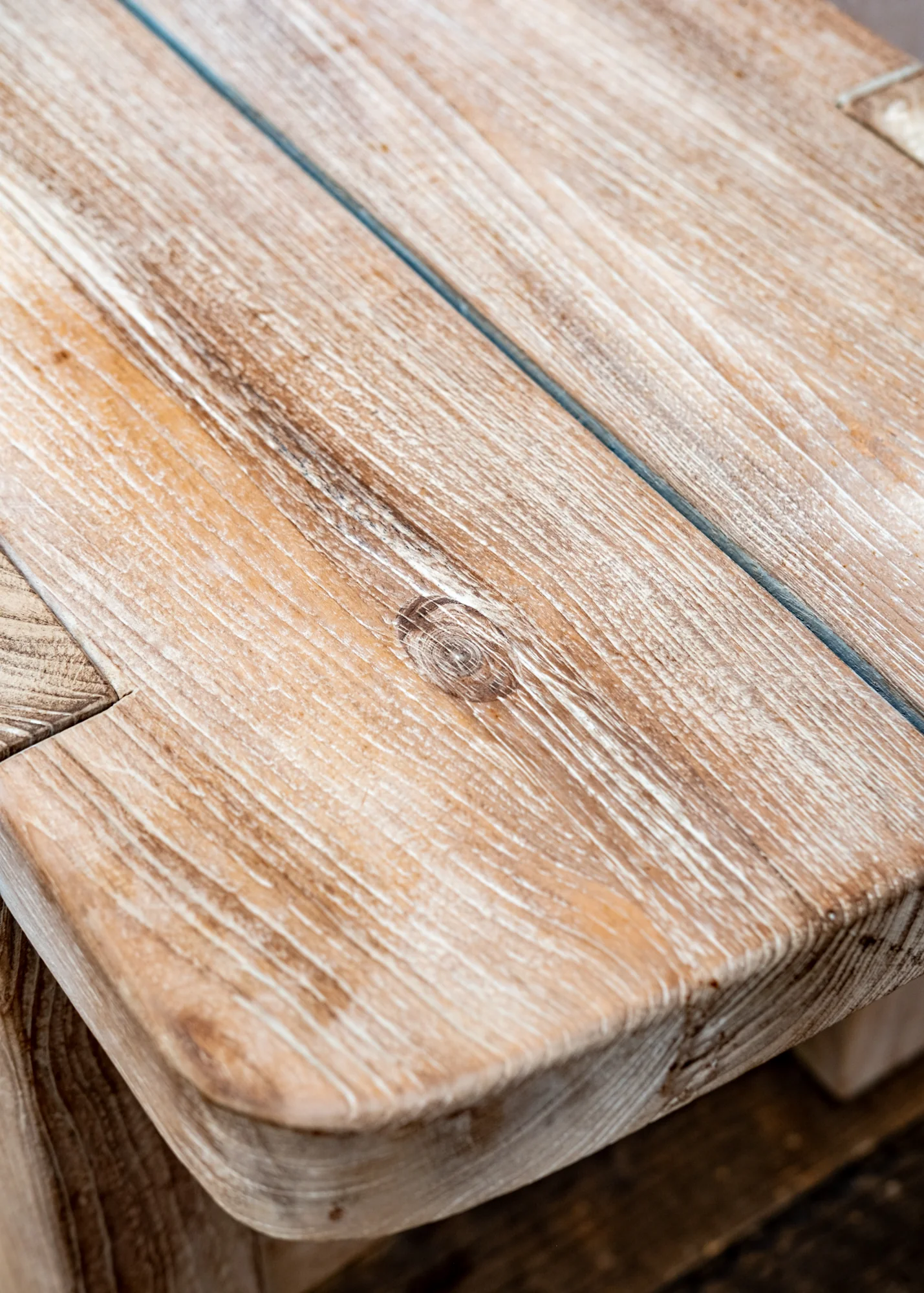 Jacoba Large Teak Bench in Natural Grey - Image 3