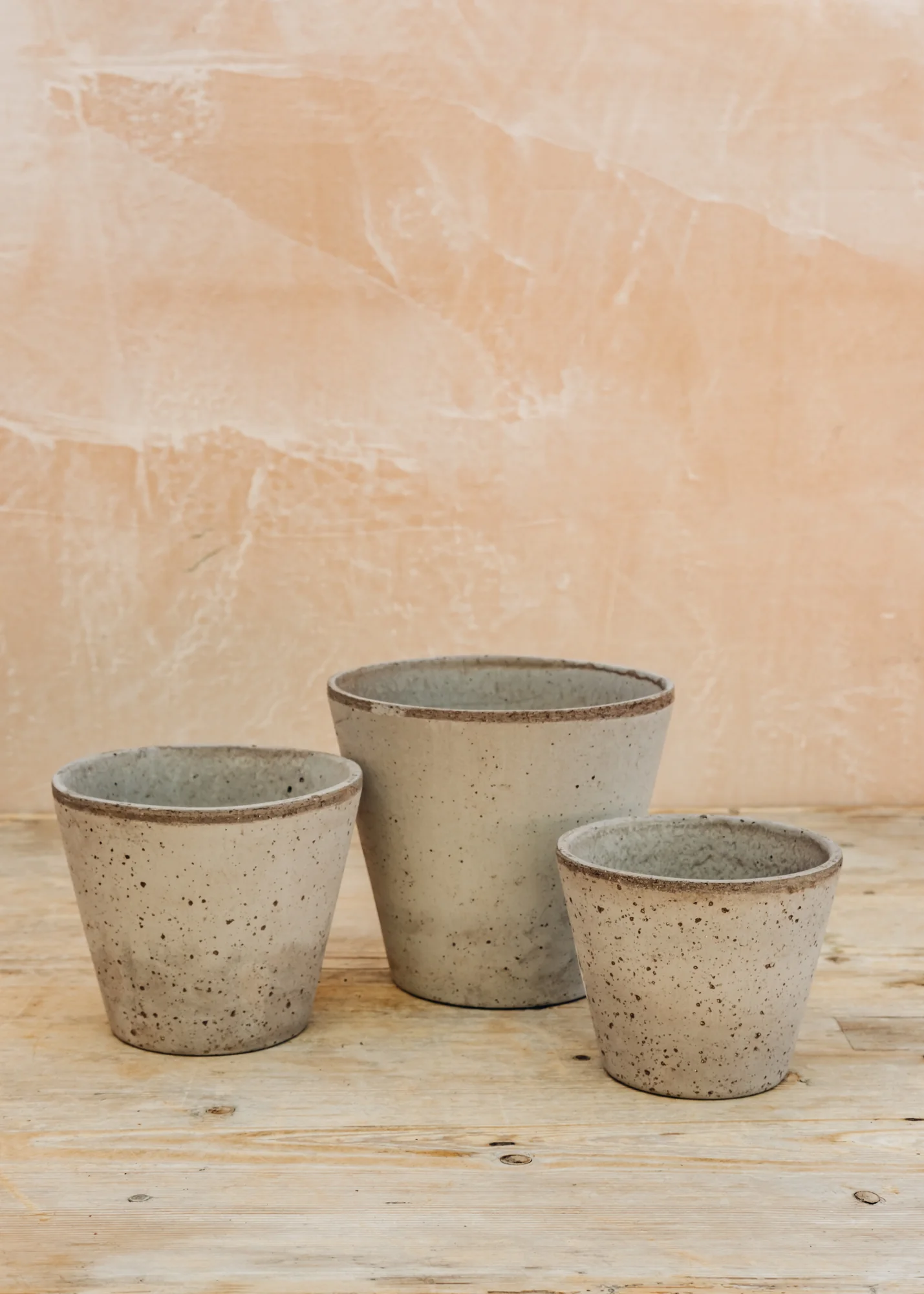 Grey Julie Pots