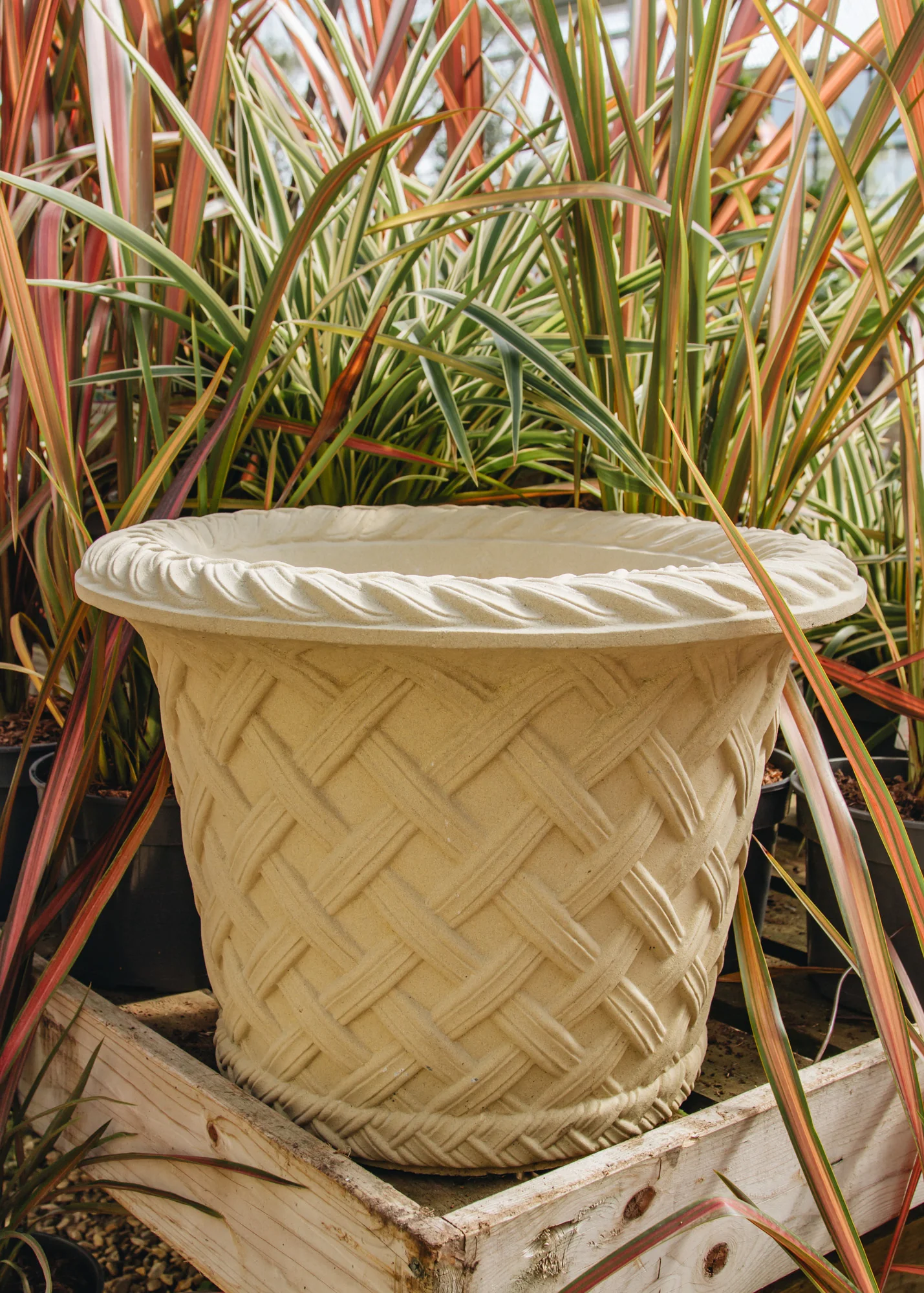 Small Elizabethan Jardiniere