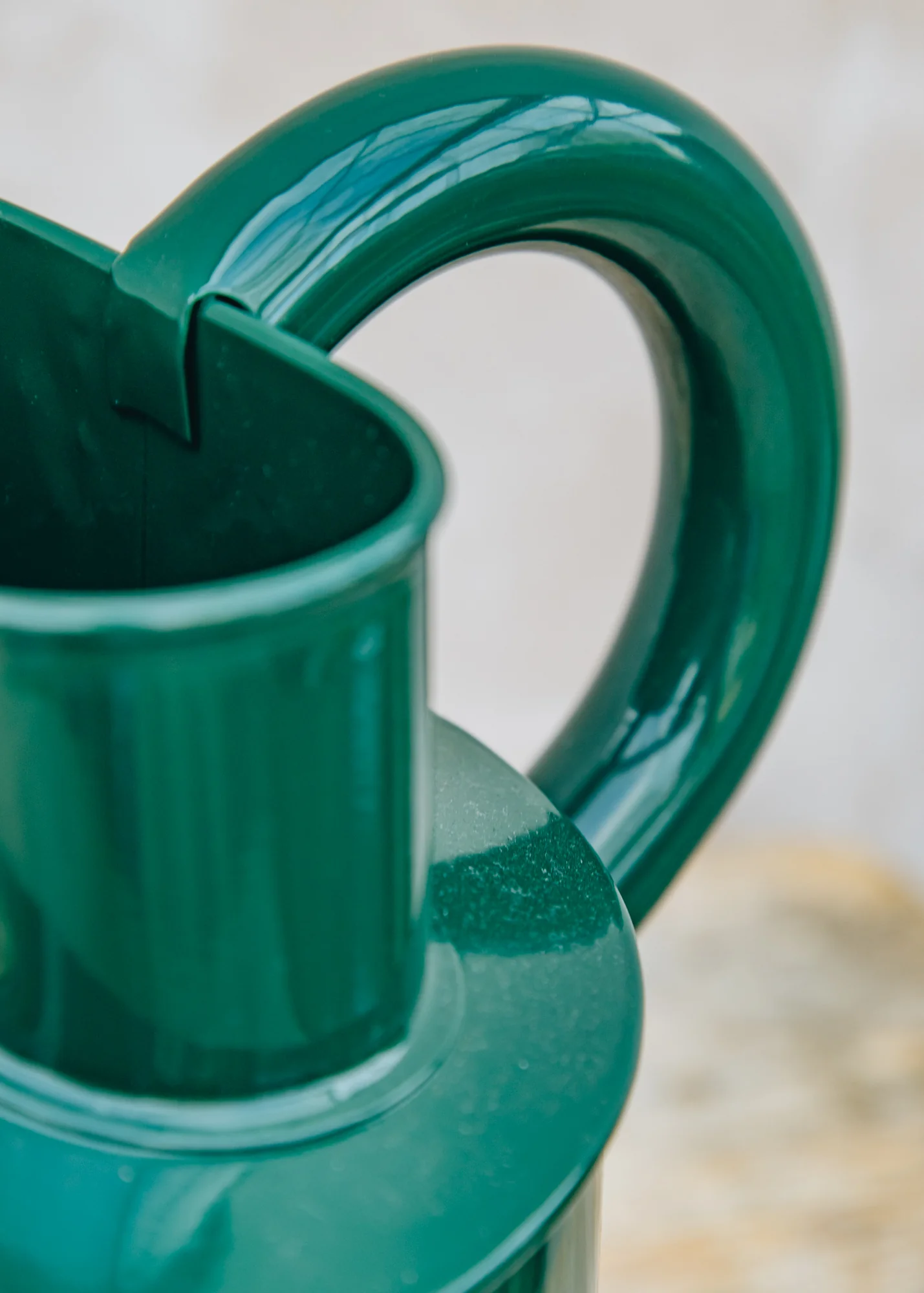 Warley Fall Hand Dipped Galvanised Green Watering Can, 1 Gallon - Image 3