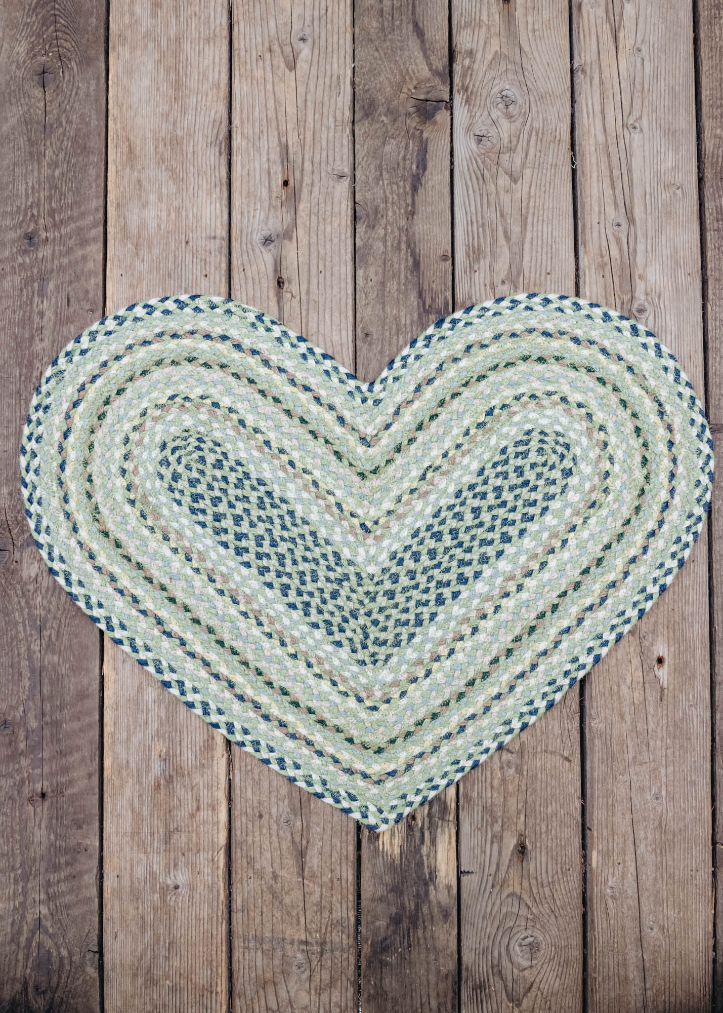 Heart Rug in Mint