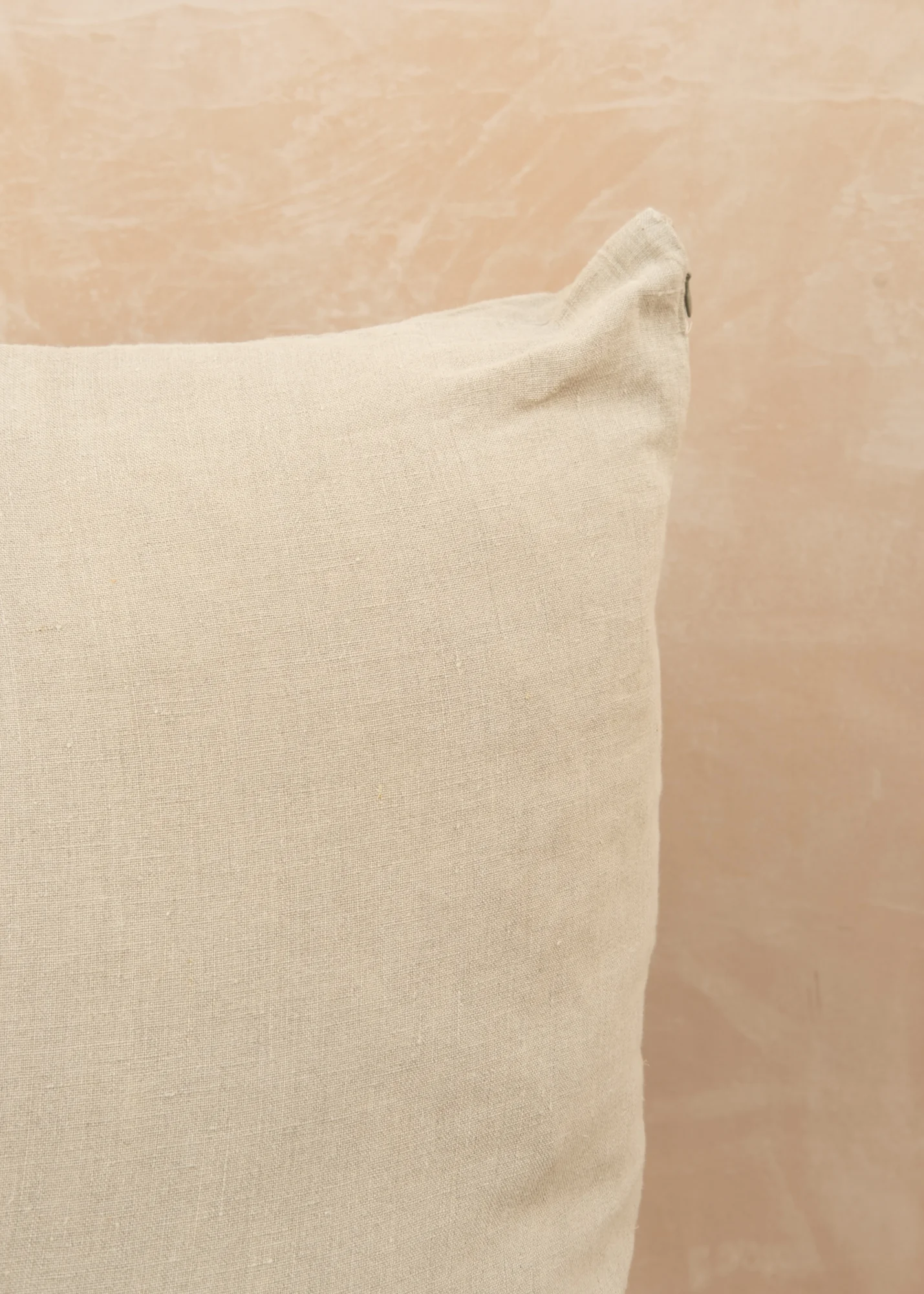 Sunshine Linen Cushion in Natural, 60cm x 60cm - Image 2