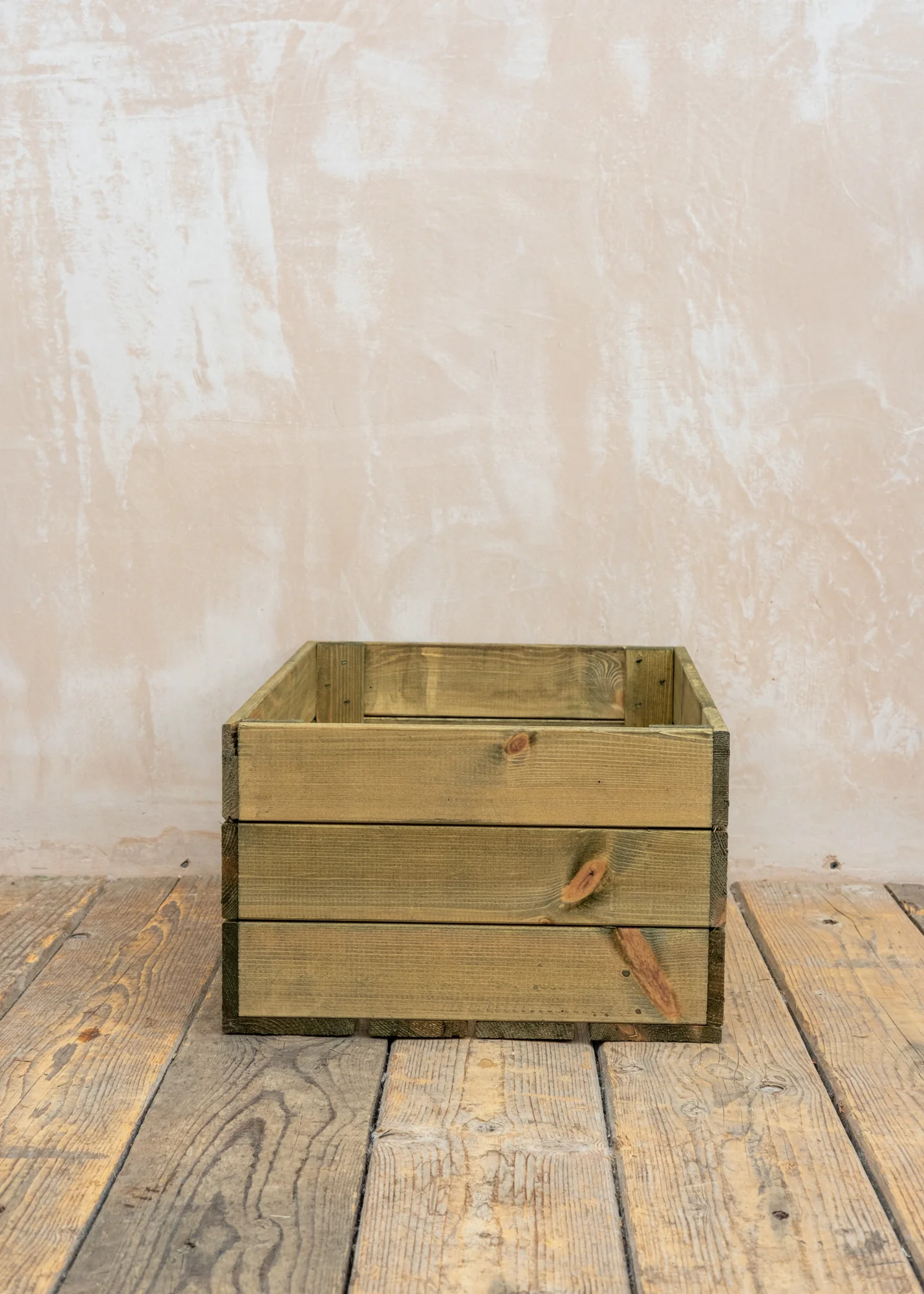 Large Bushel Box in Green - Image 2