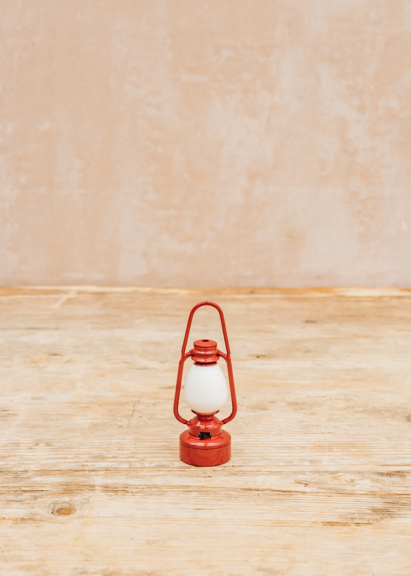 Mouse Vintage Lantern in Red