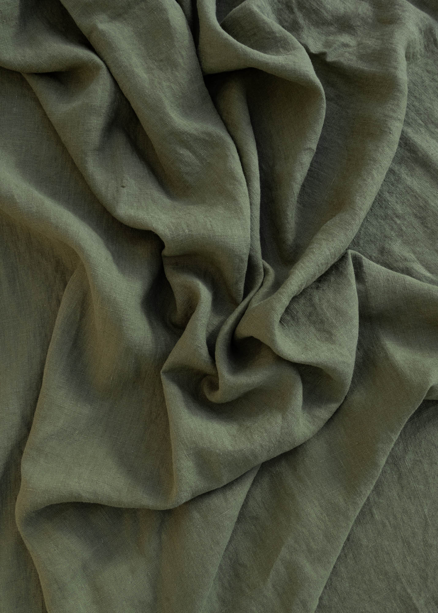 Martini Olive Linen Tablecloth - Image 2