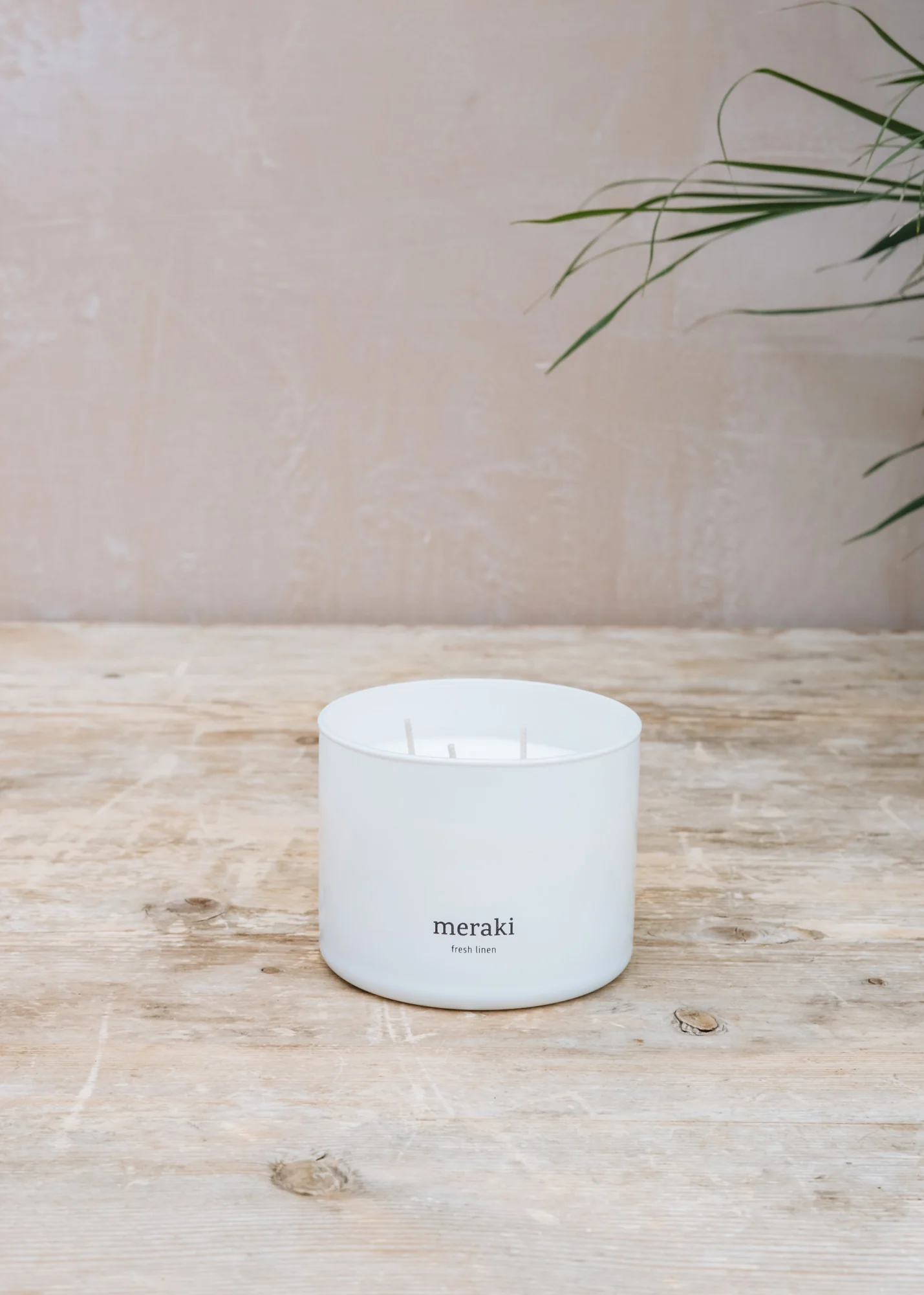Fresh Linen Scented Candle, 340g