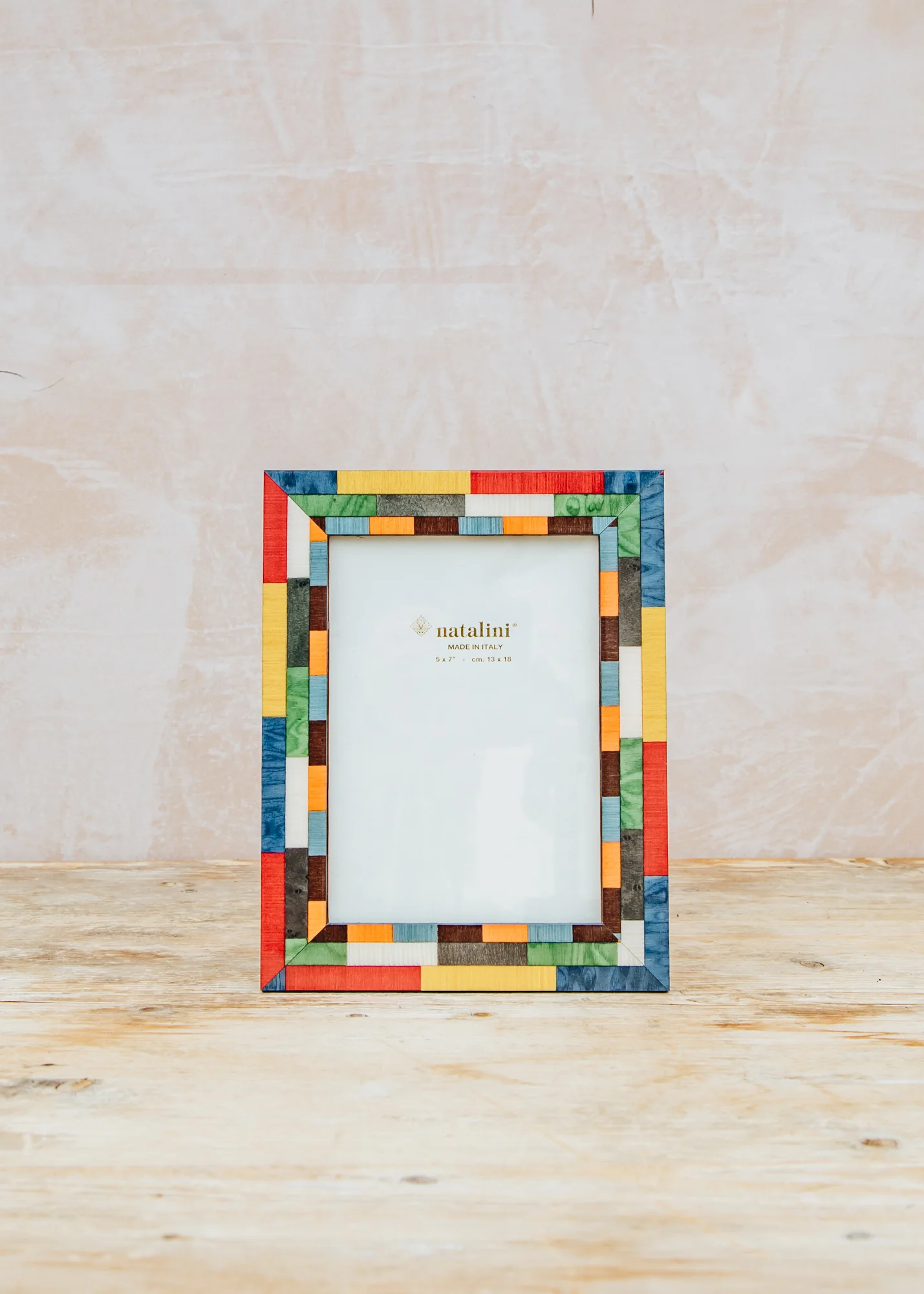 Mira Rosso Frame, for 5x7" photographs