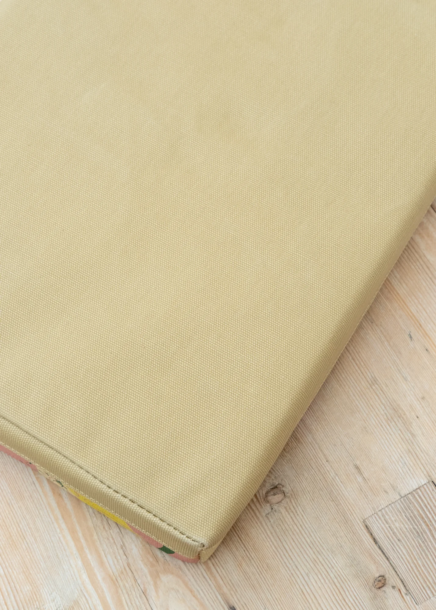 Camo Print Kneeler - Image 5