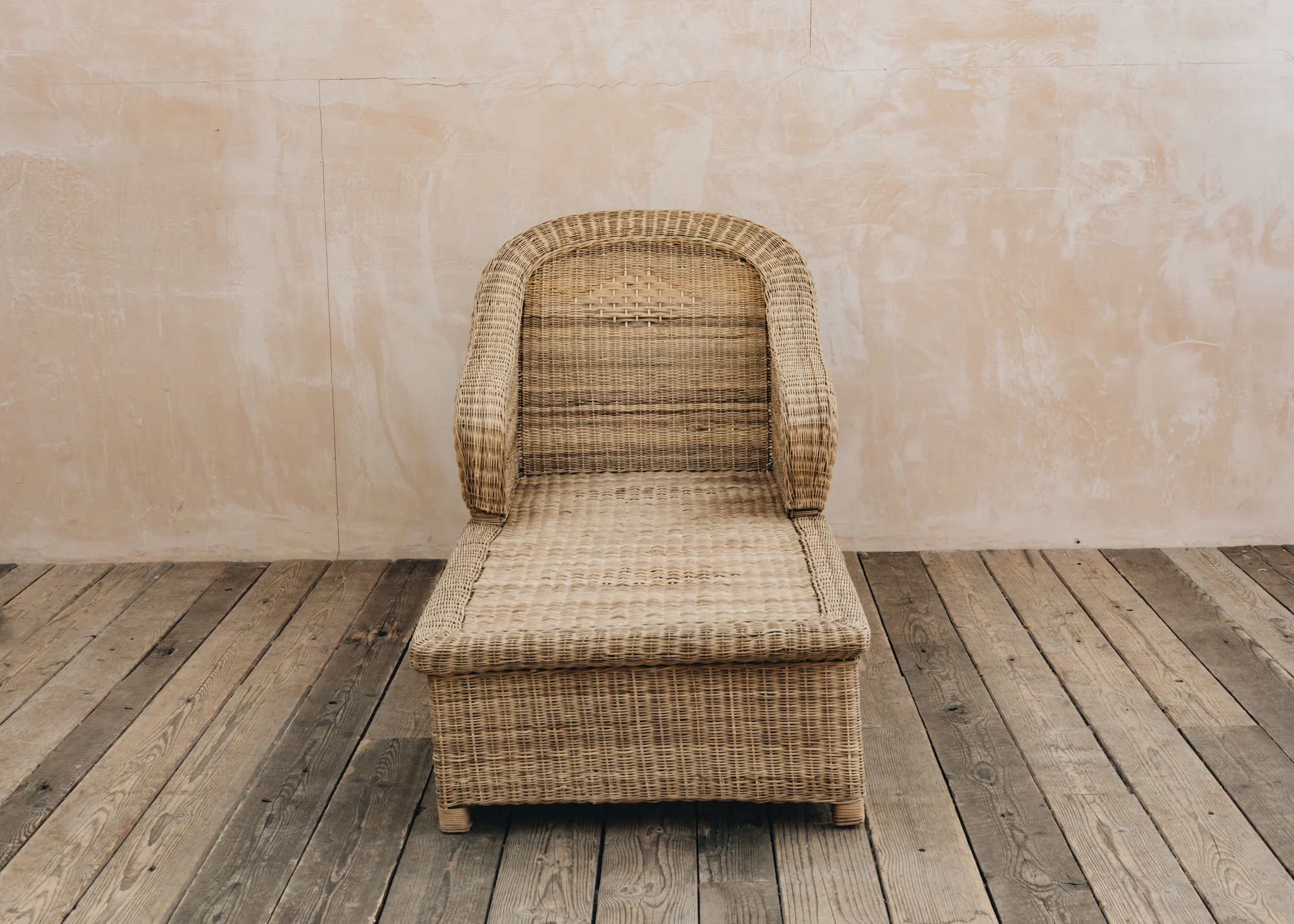 Nzuri Classic Cane Lounger - Image 2