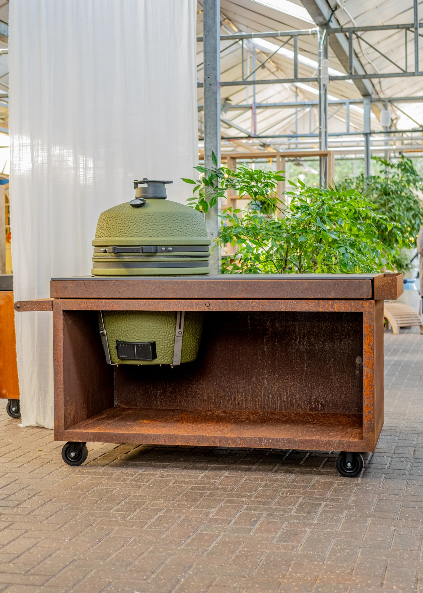 OFYR 150 Kamado Table Pro+ with Bstrd. Large Solo Barbecue in Alpine Green