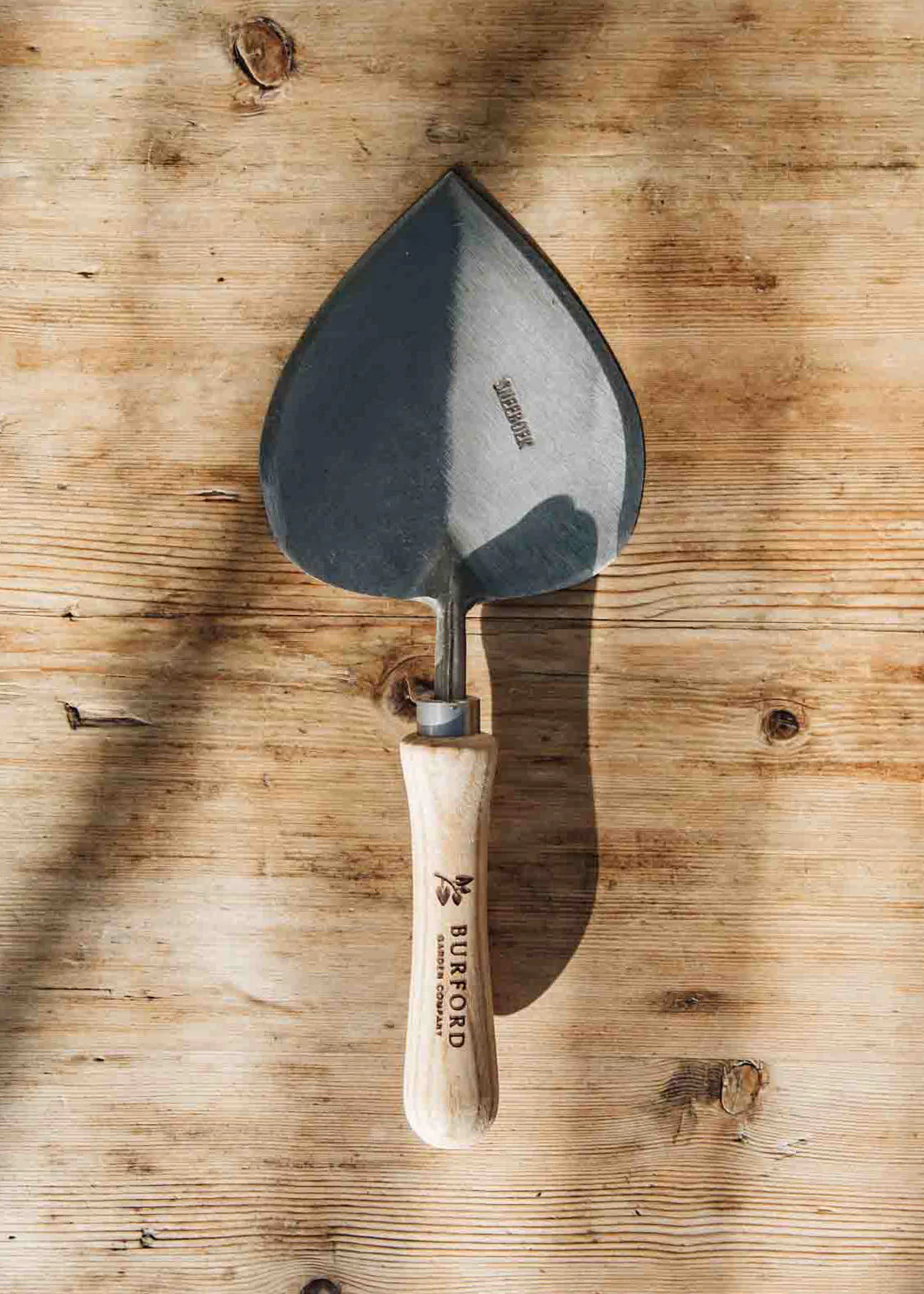 Old Dutch Style Planting Trowel with Ash Handle