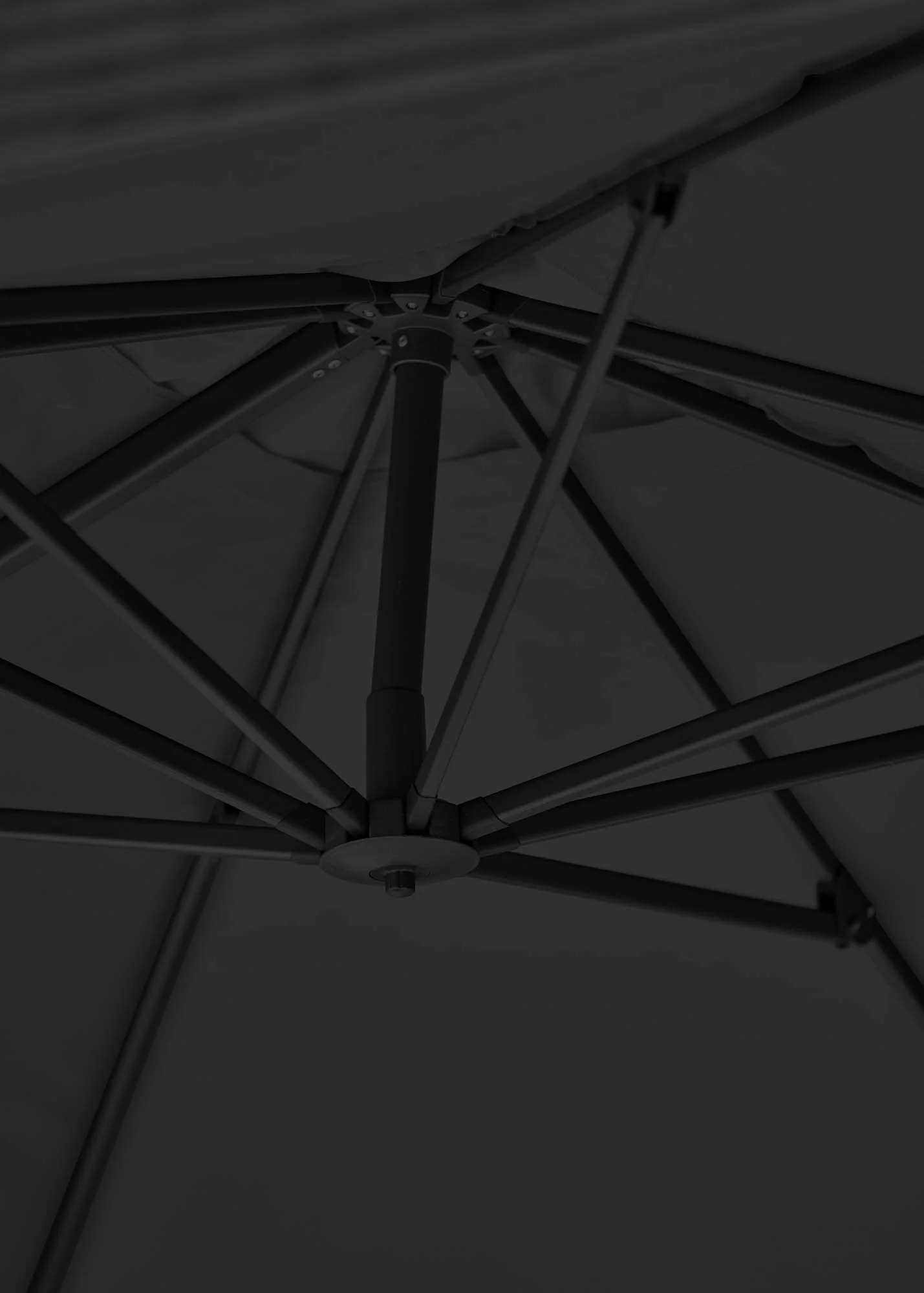 T2 Challenger Premium Rectangular Free Arm, Cantilever Parasol in Anthracite/Faded Black, 2.6mx3.5m - Image 3