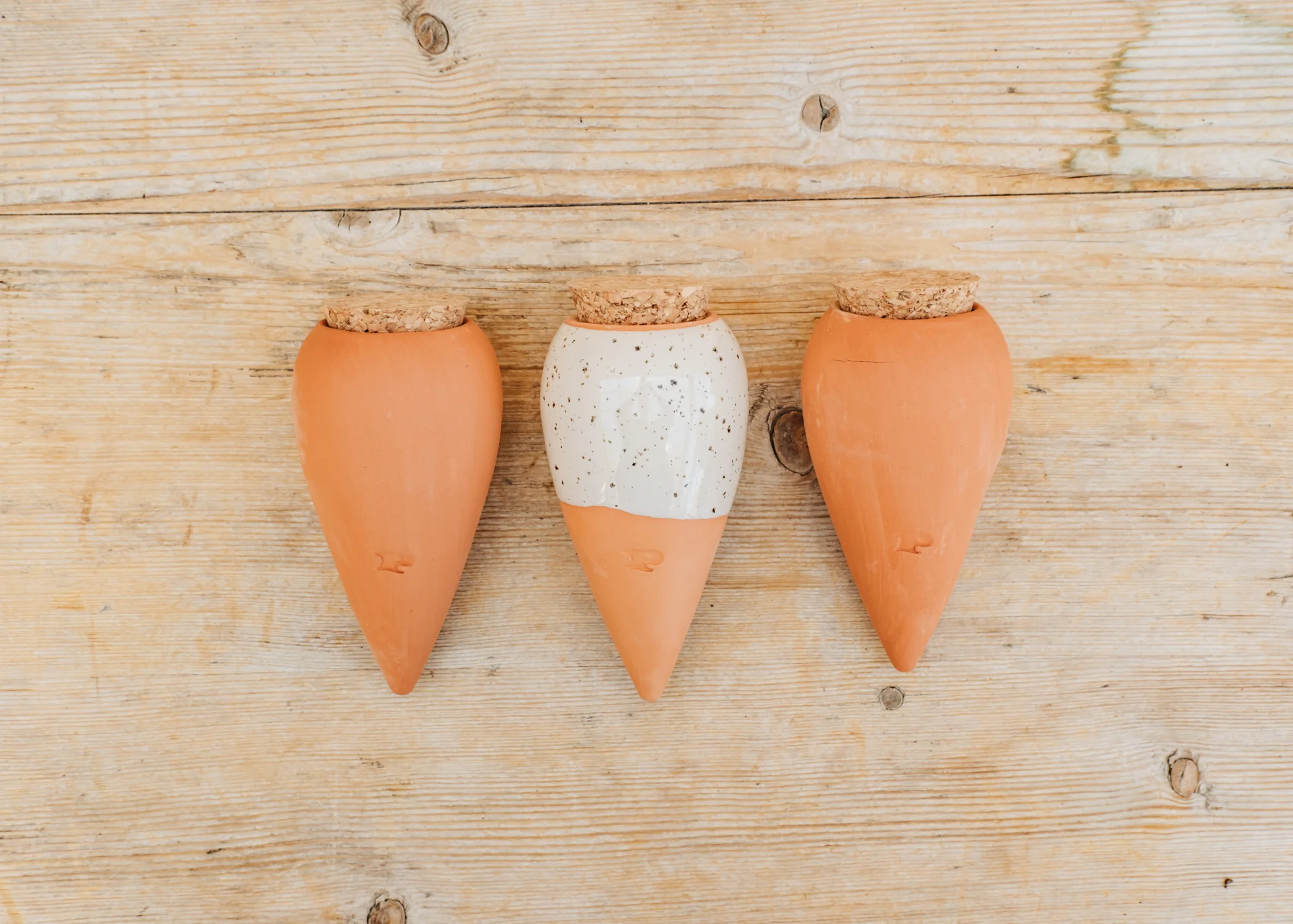 The Iconics Mini Olla Trio