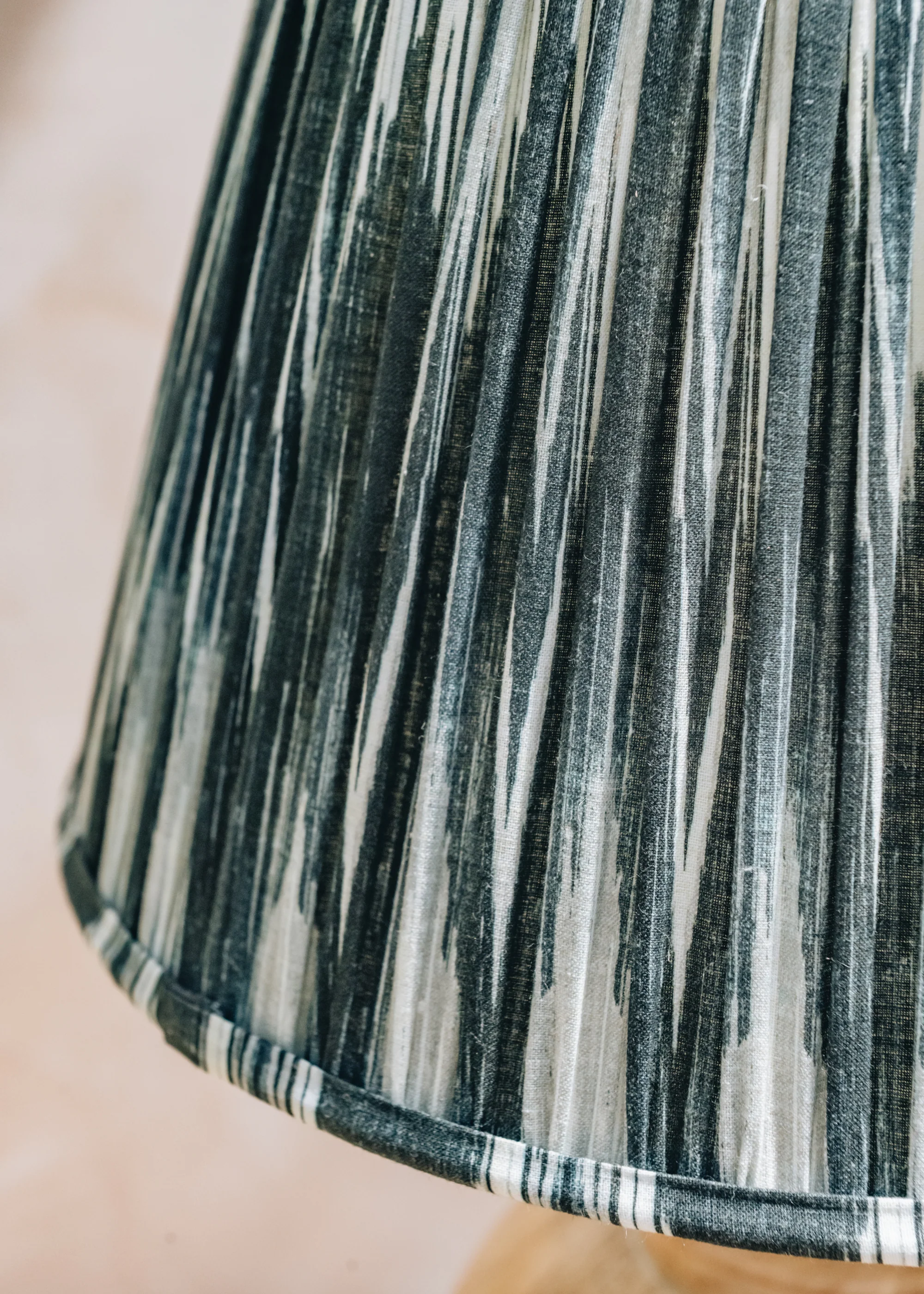 Ikat Empire Shade in Black and White, 30cm - Image 2