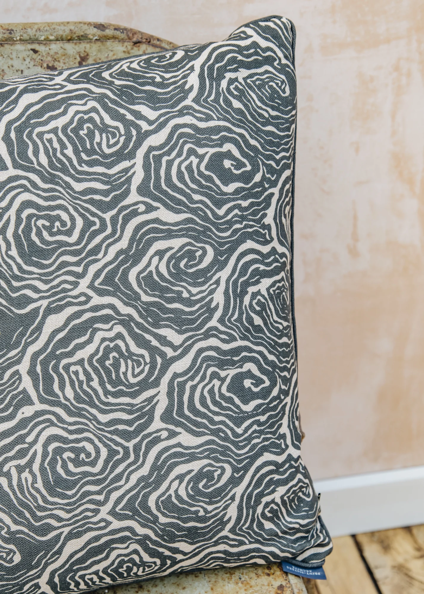 Monochrome Oysters Square Cushion - Image 3