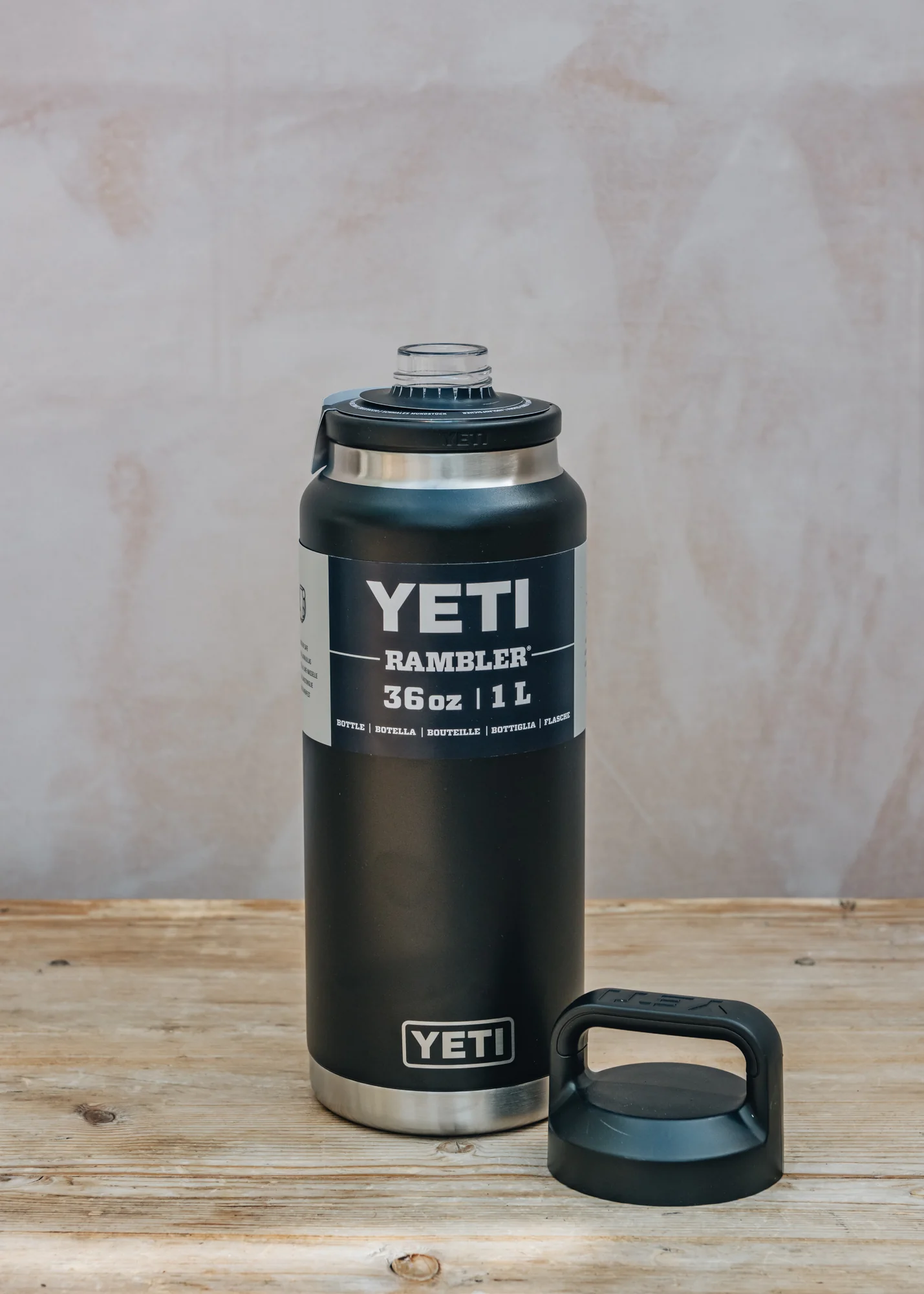 Rambler Bottle 36oz in Black - Image 2