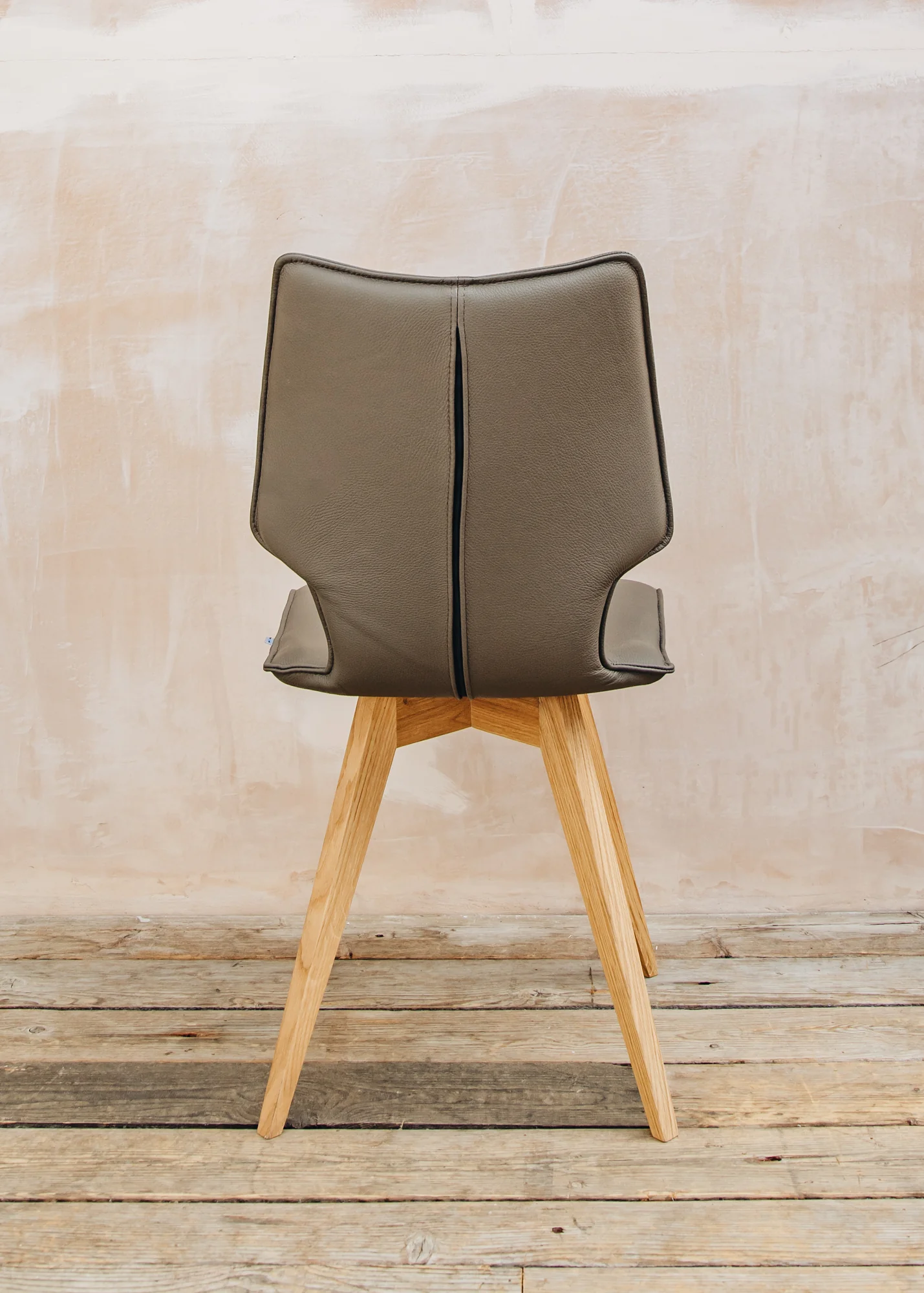 Clipper Dining Chair in Moss Toledo Leather - Image 4