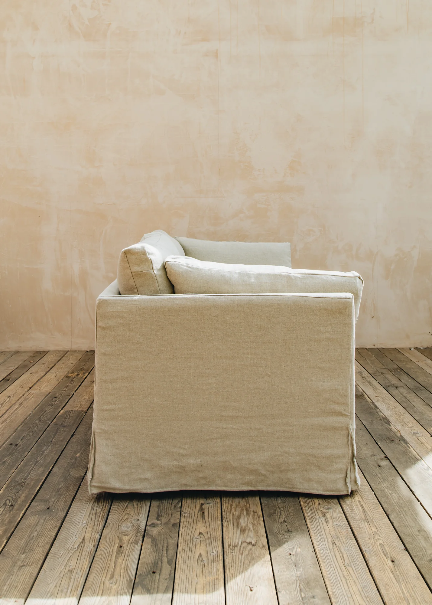Rosa Sofa in Linen Slubby Linen - Image 2