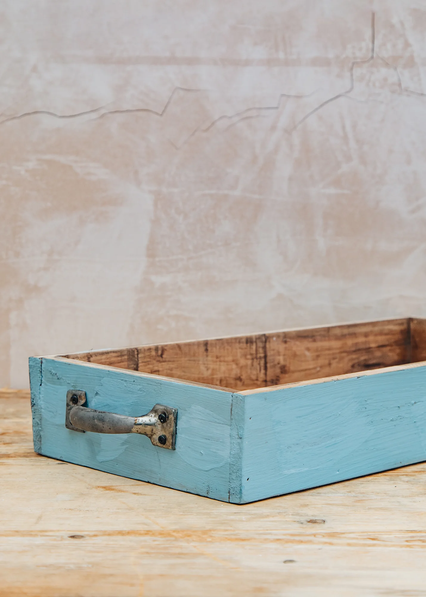 Recycled Wooden Tray in Light Blue - Image 3
